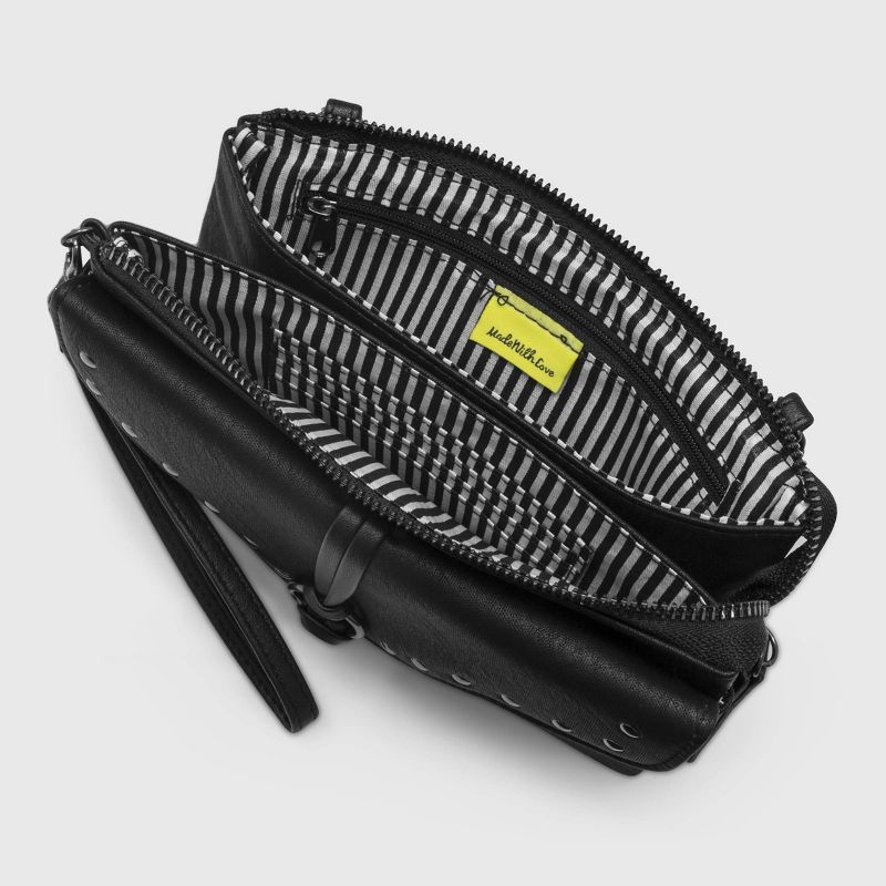 Stella & Max Zip Closure Wristlet with Phone Charging Battery - Black