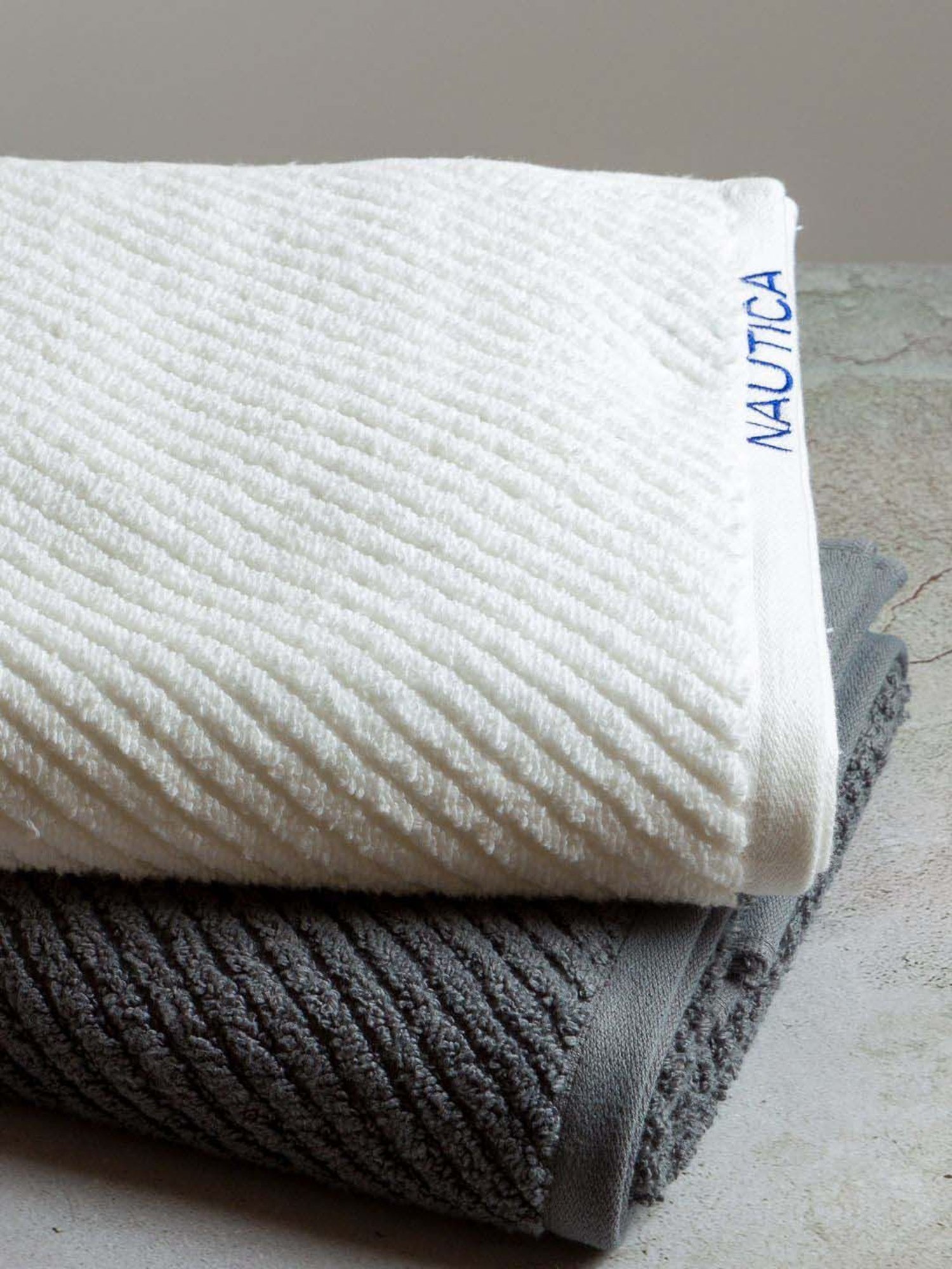 Nautica Cross View White & Steel Grey Cotton 600 GSM Fluffy Zero Twist Bath Towel - Set of 2