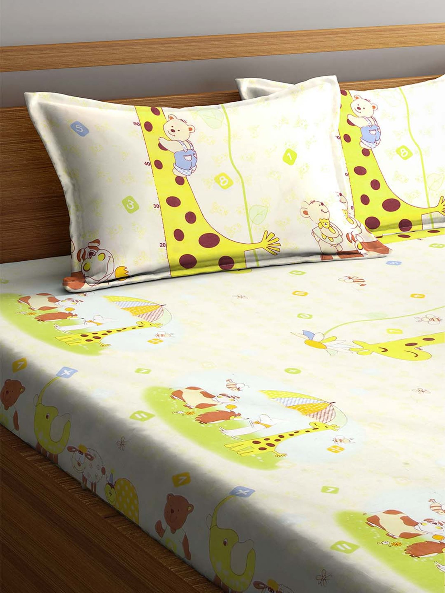Klotthe Character based Yellow 210 TC Polyester King Bedsheet with 2 Pillow Covers