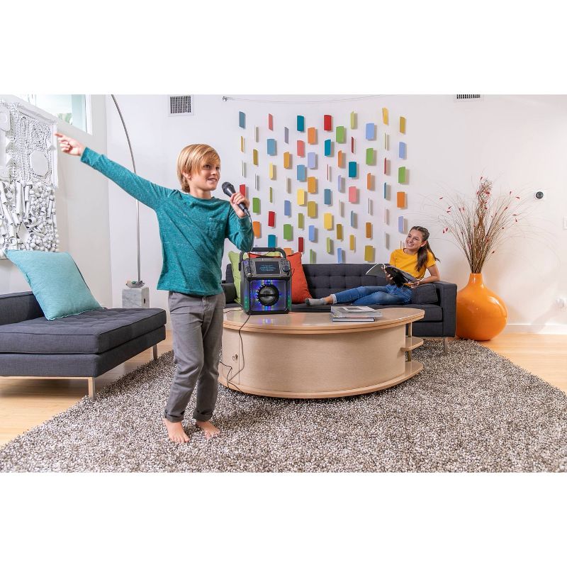 Singing Machine Groove Cube XL