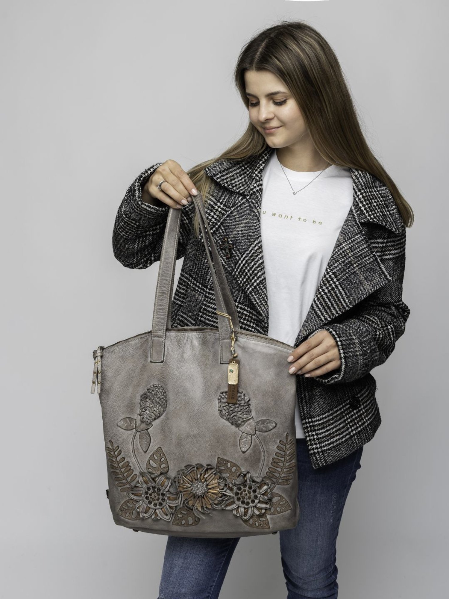 Art N Vintage Peonia Grey Leather Textured Medium Tote Handbag