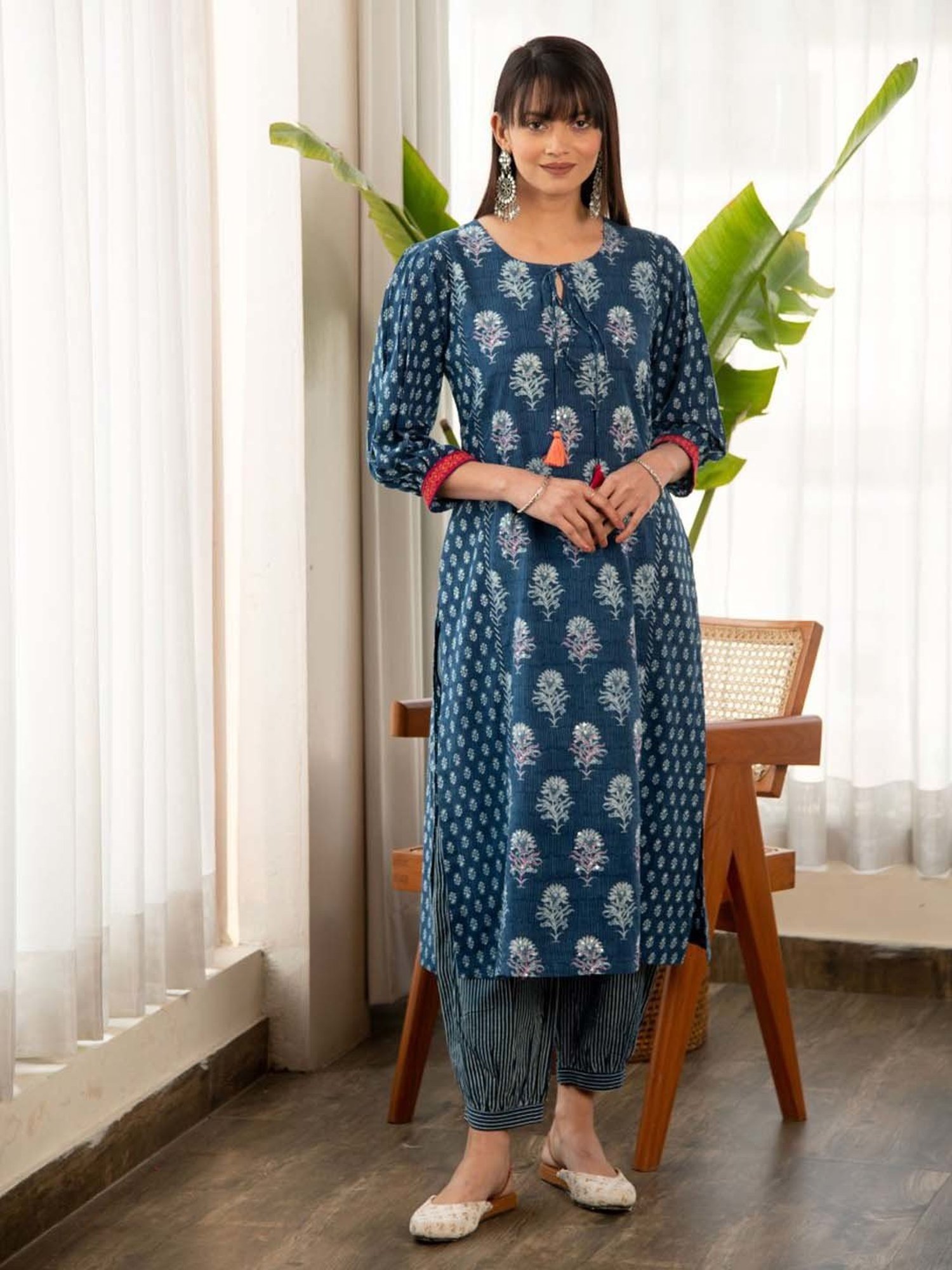 Ekohum Blue Printed Straight Kurta