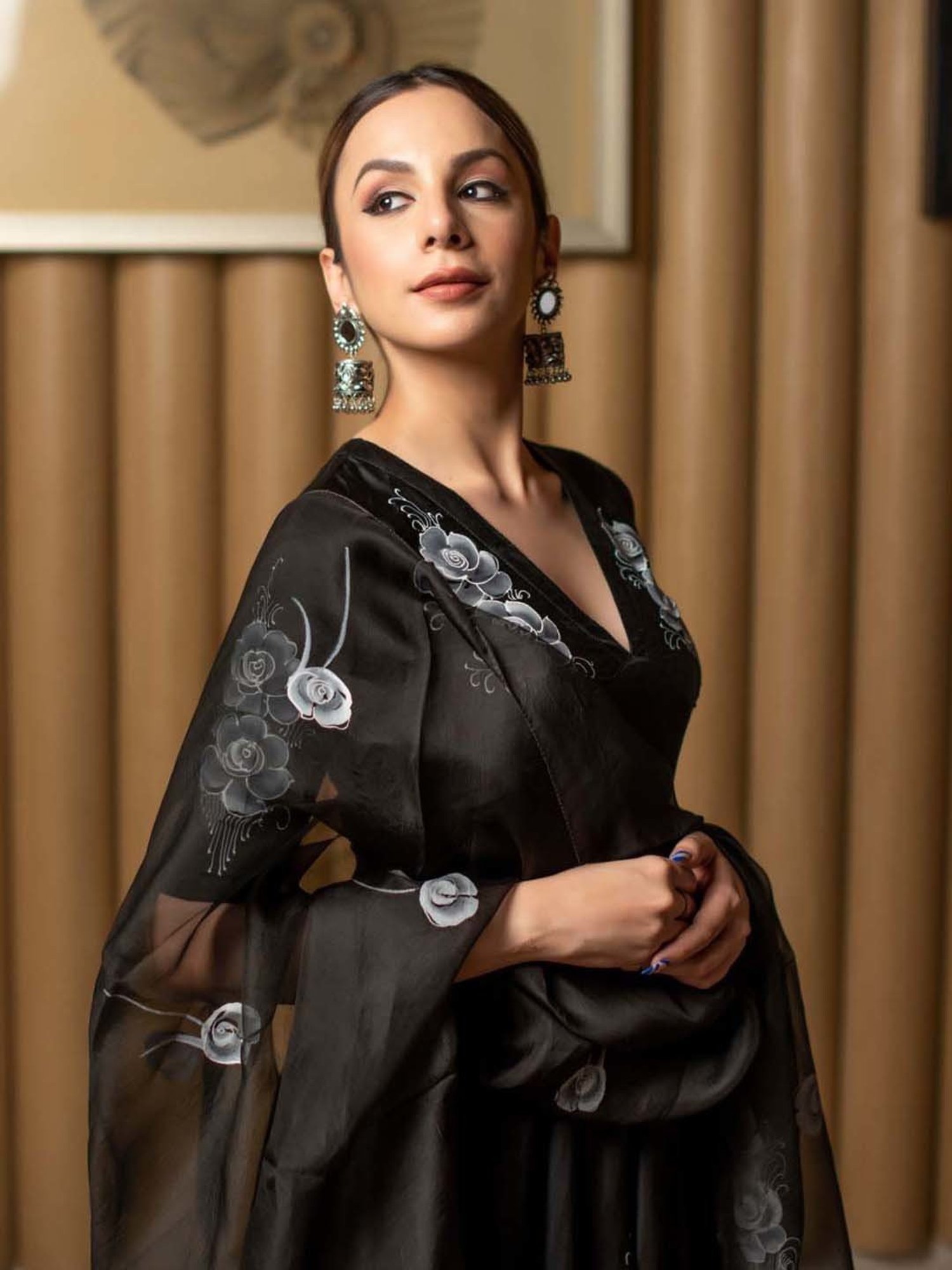 AACHHO Black Floral Print Kurta Pant Set With Dupatta