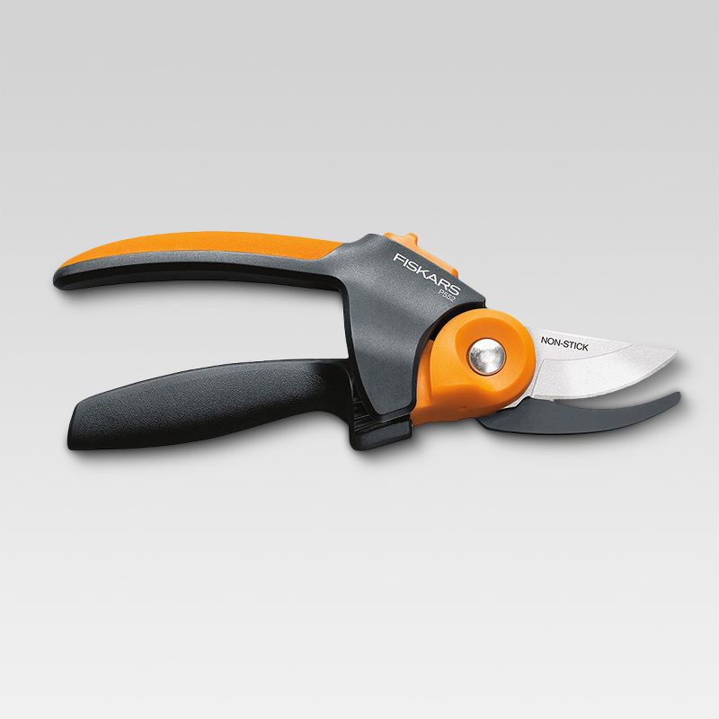 Fiskars PowerGear2 Softgrip Pruner