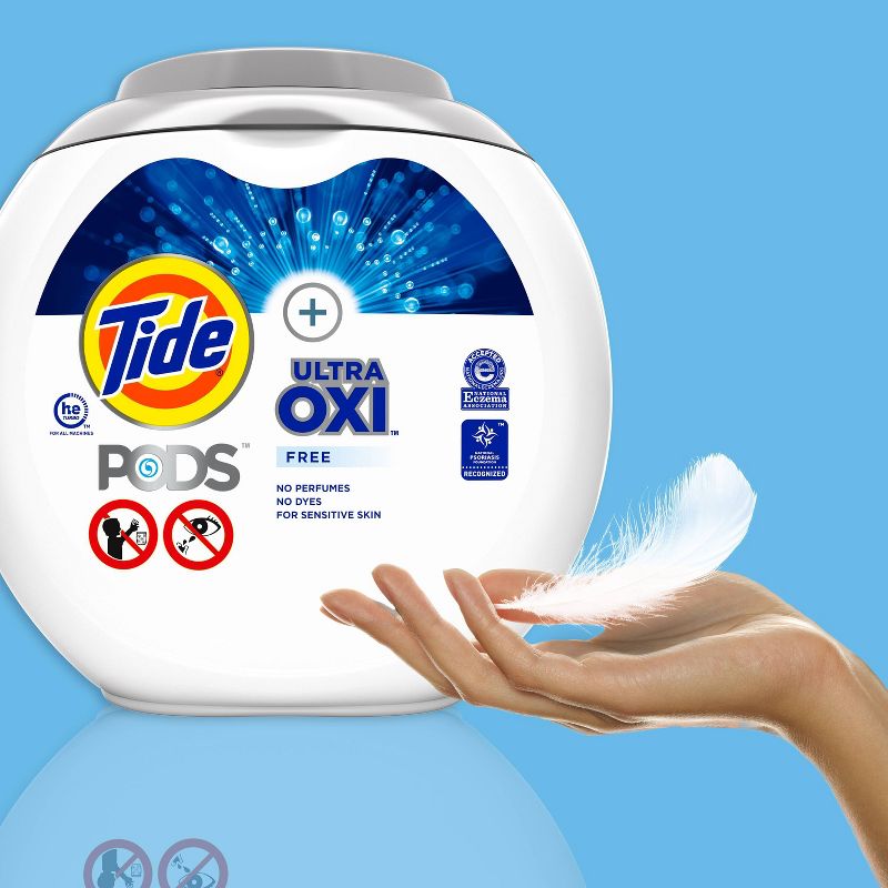 Tide Pods Laundry Detergent Pacs with OxiFree - 61ct