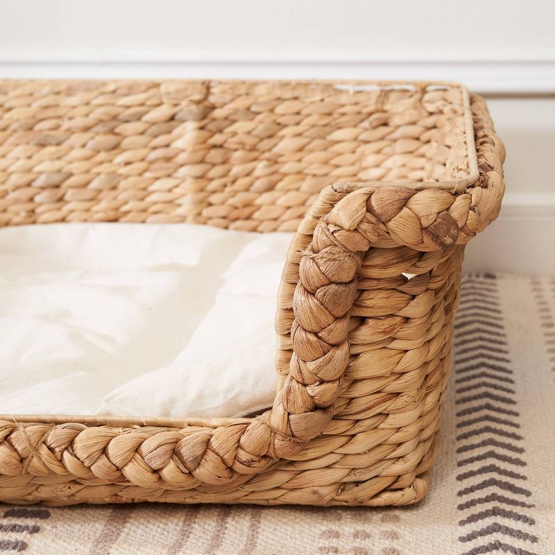 Vifah Amaya Hand-Woven Water Hyacinth Cat House with Cushion - M - 29" - Brown