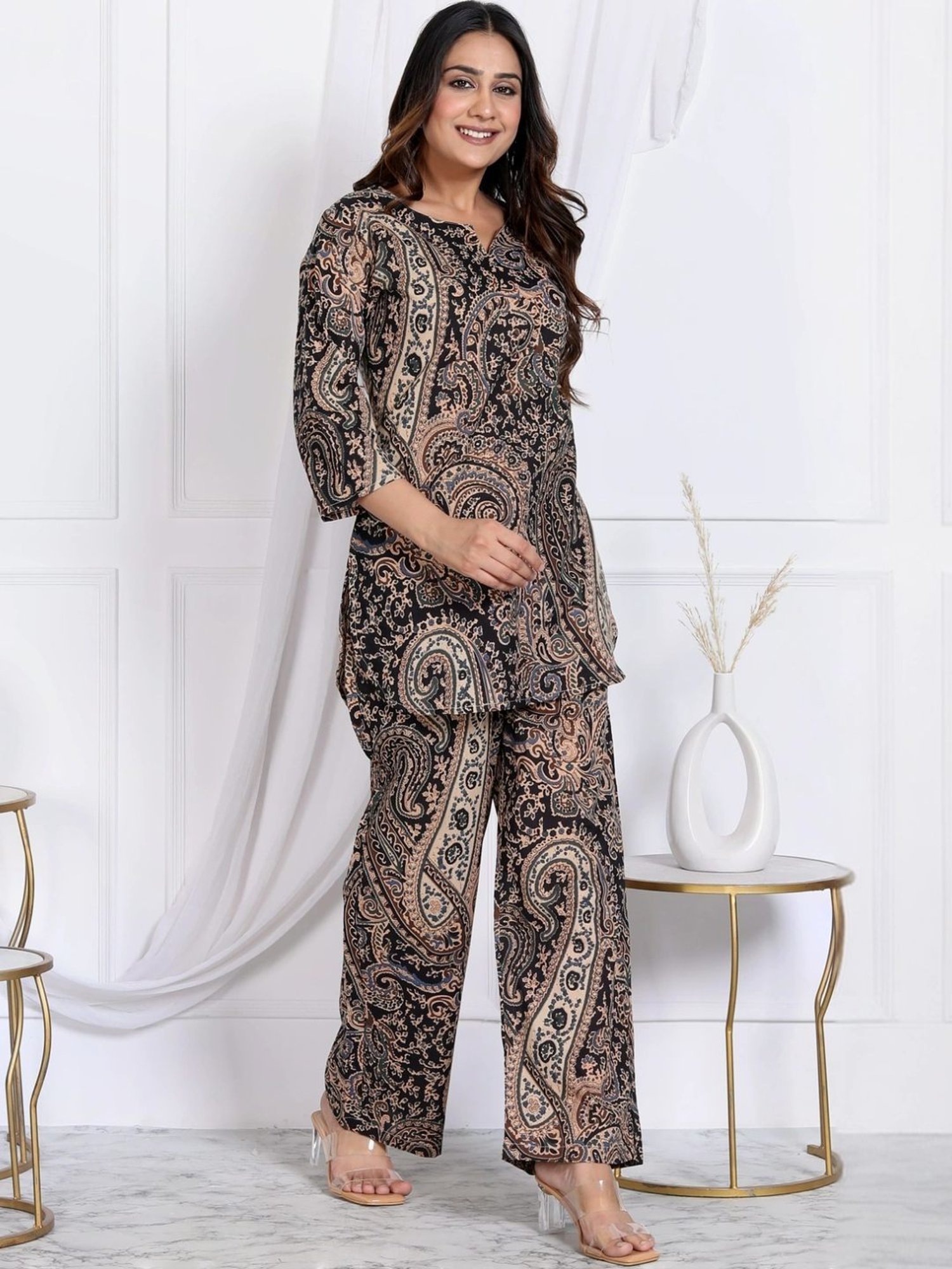 Kaftanize Black Paisley Printed Short Tunic with Pant