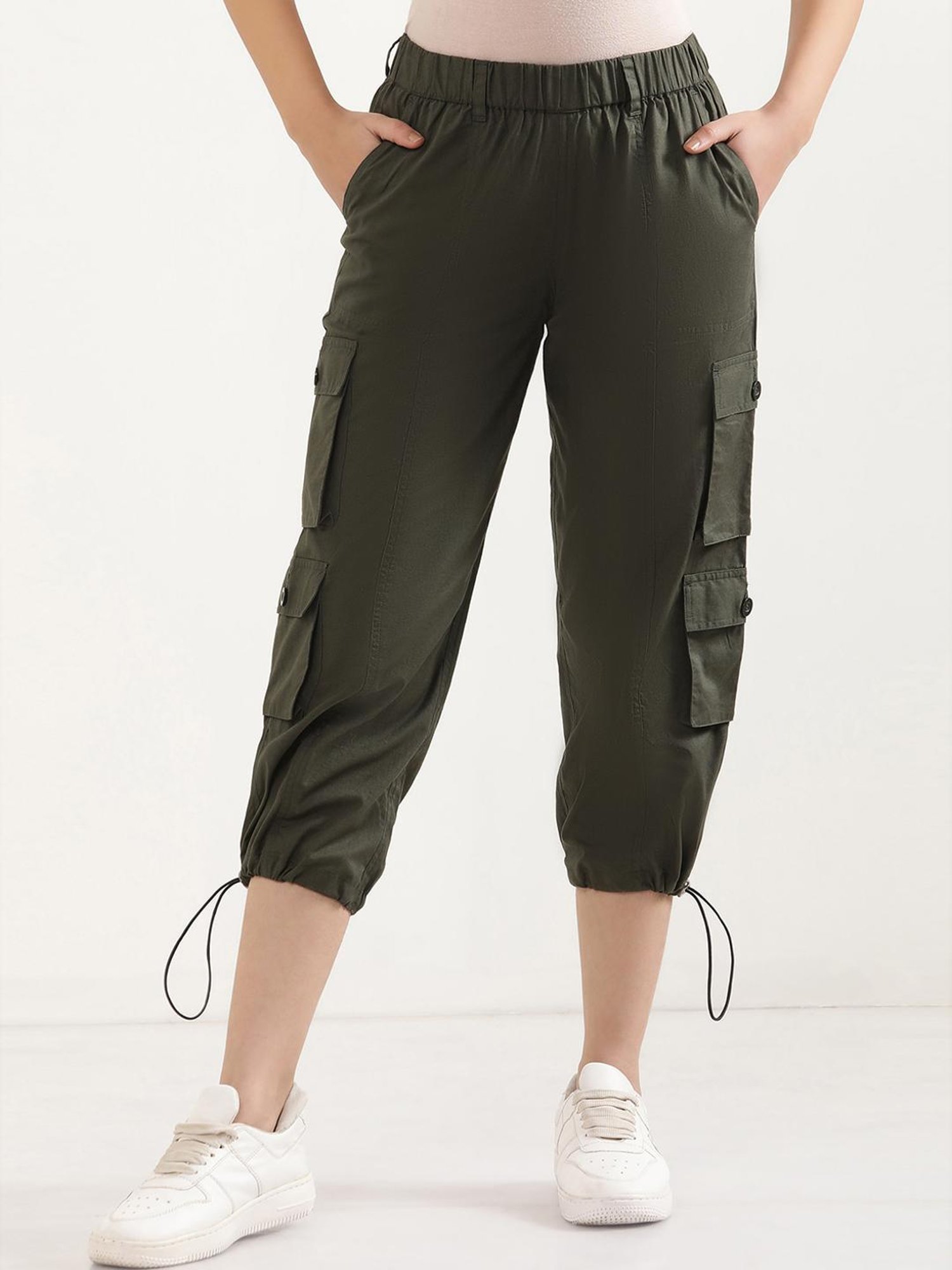 Elleven from Aurelia Green Cotton Mid Rise Capris