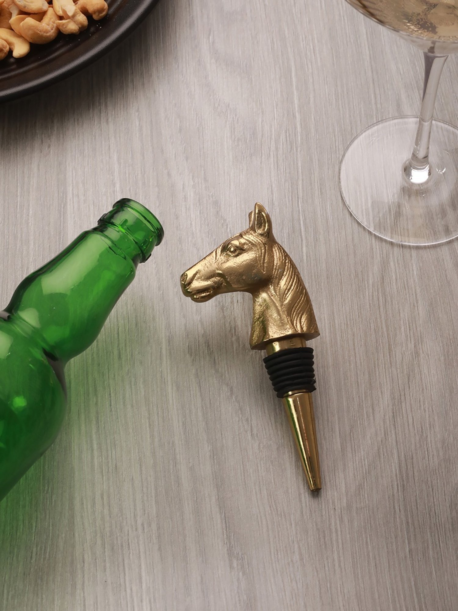 Trovea's Horse Dsign Golden Bottle Stopper