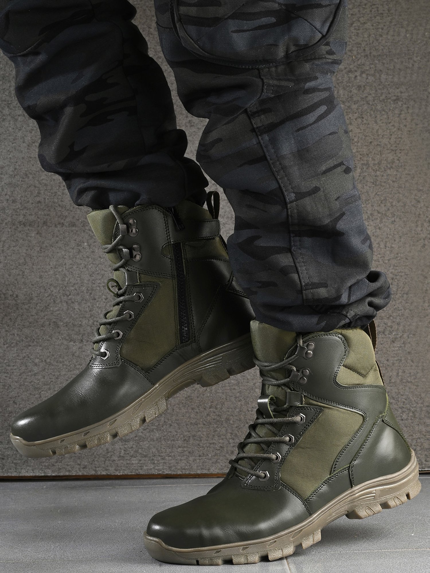 Hoversole Men's Warrior2 Green Derby Boots