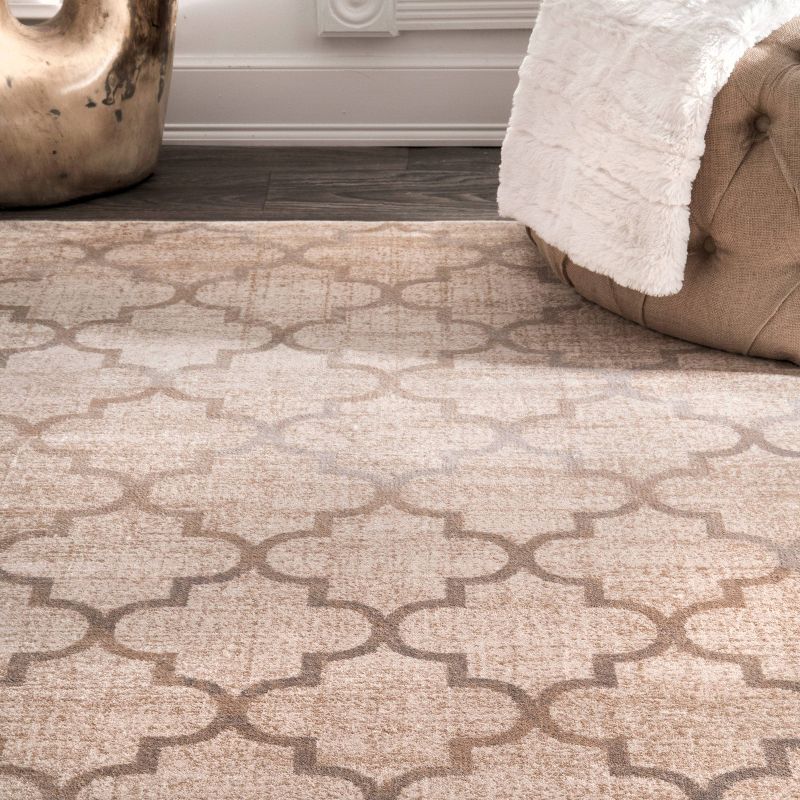 nuLOOM Viscose Trellis Sonya Area Rug - Ivory (5'2"x7'8")