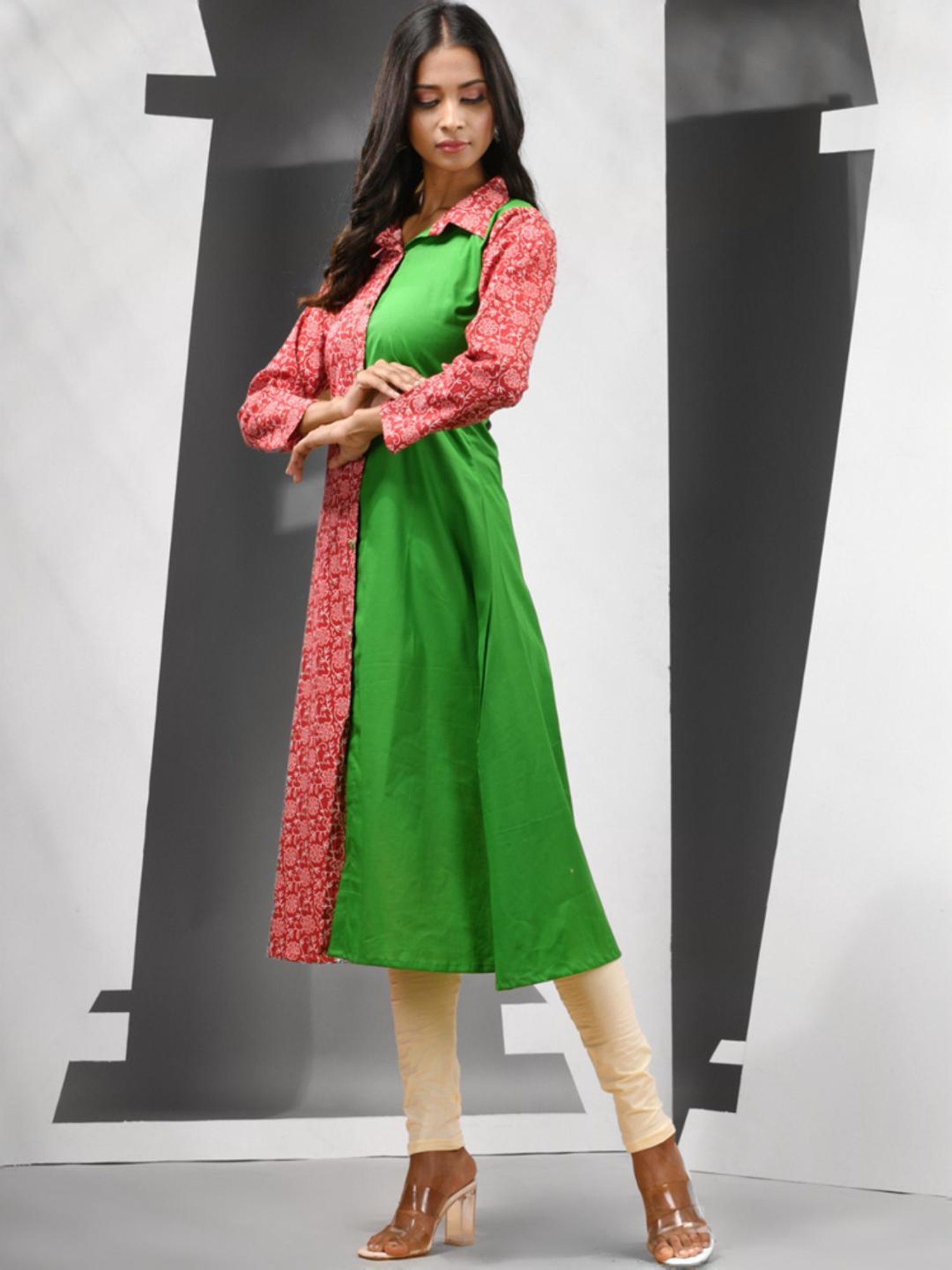 CHARUKRITI Green & Red Cotton Printed A Line Kurta