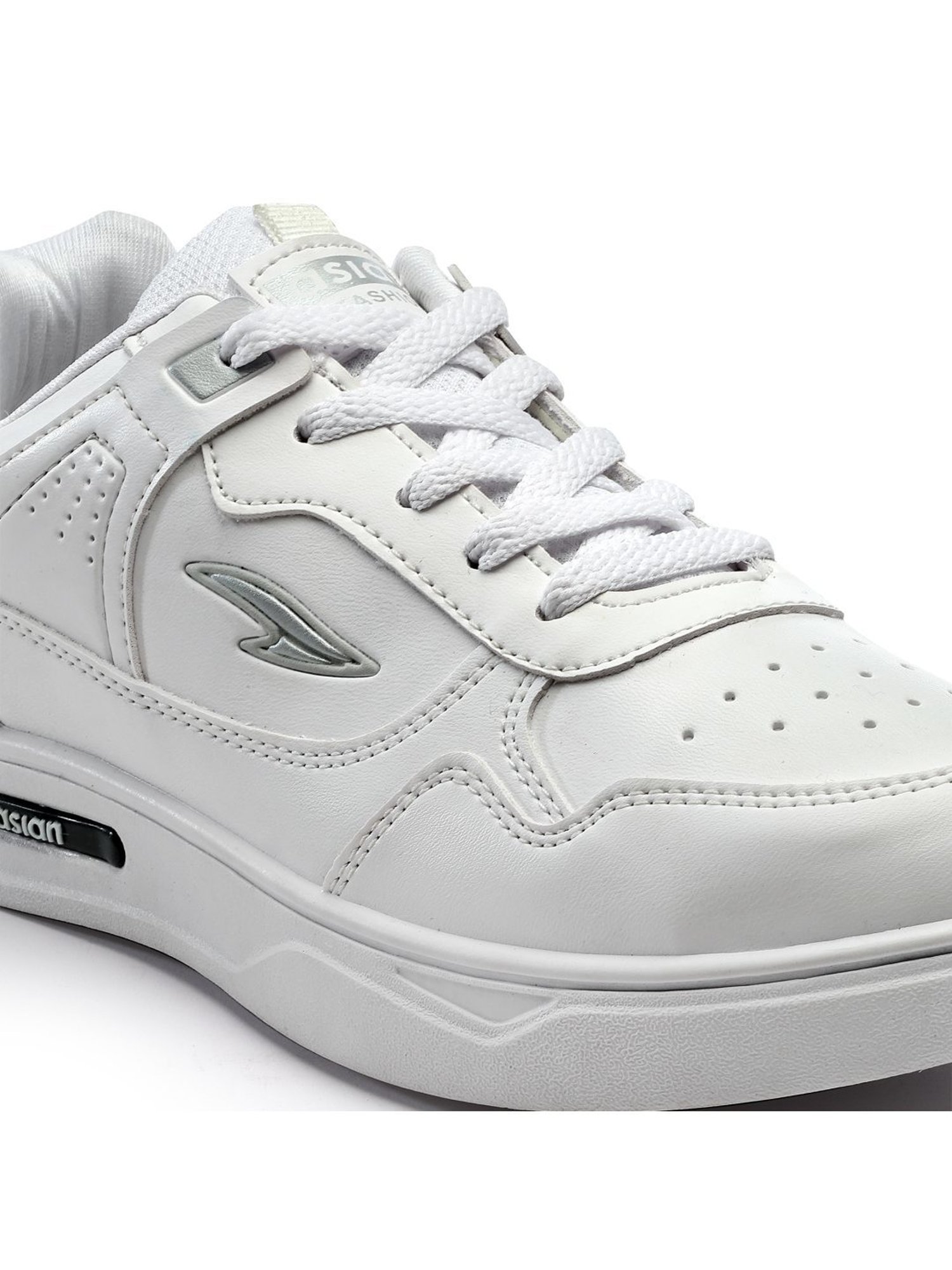 Asian Men's White Casual Sneakers