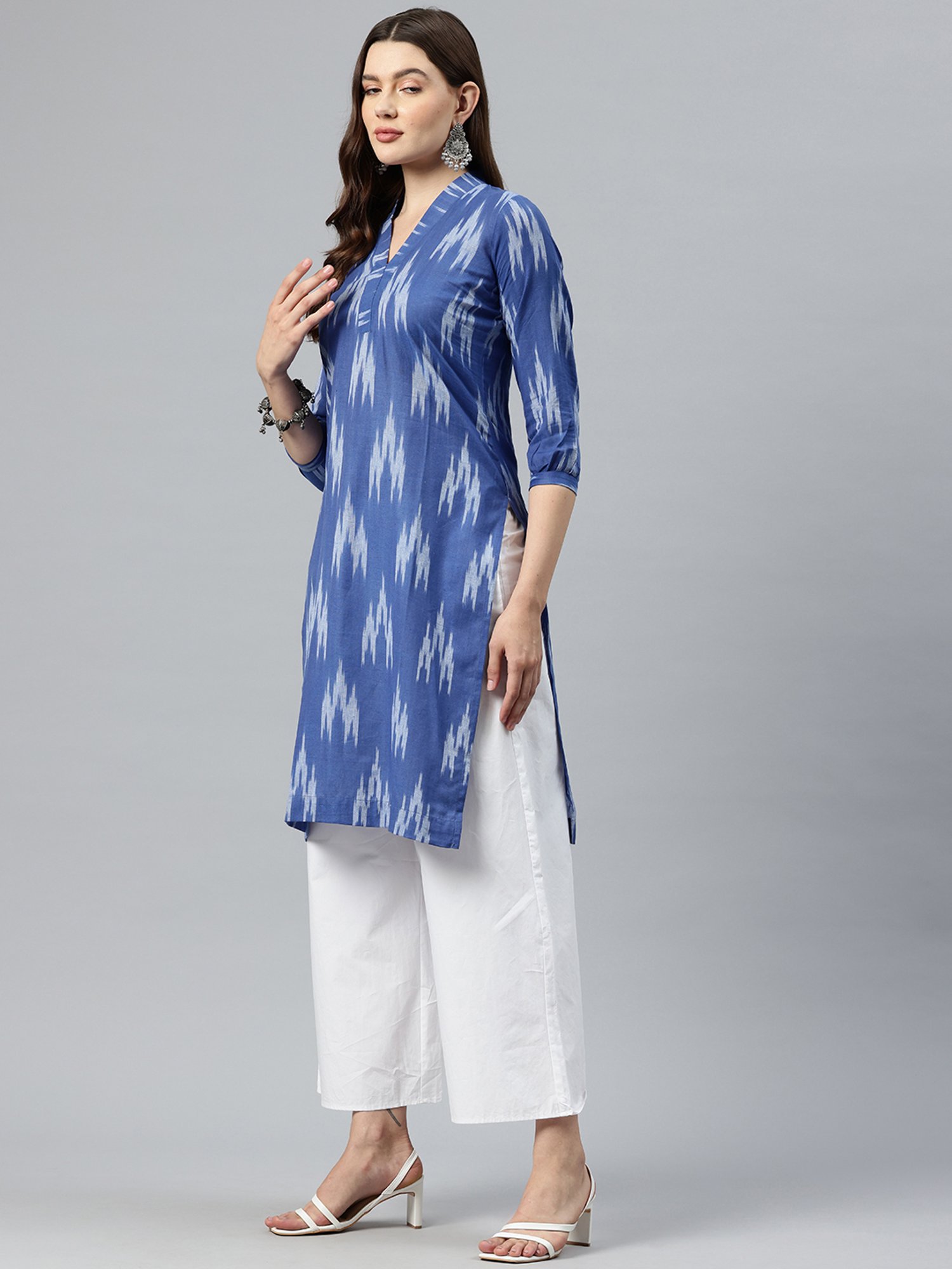 One Femme Blue Cotton Ikat Print Straight Kurta