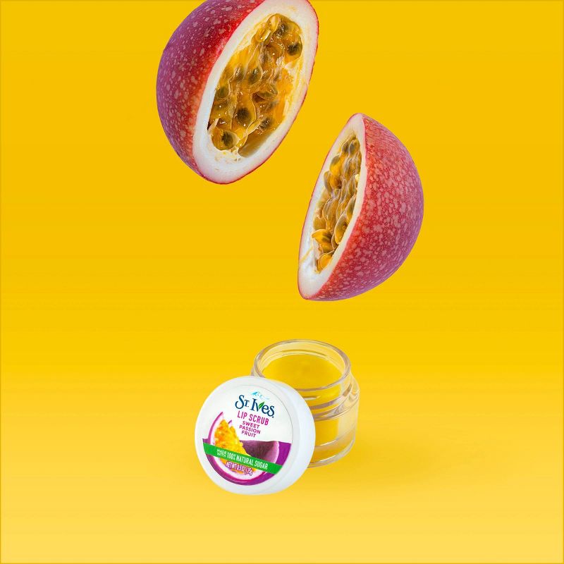 St. Ives Sweet Passionfruit Lip Scrub - 0.5oz