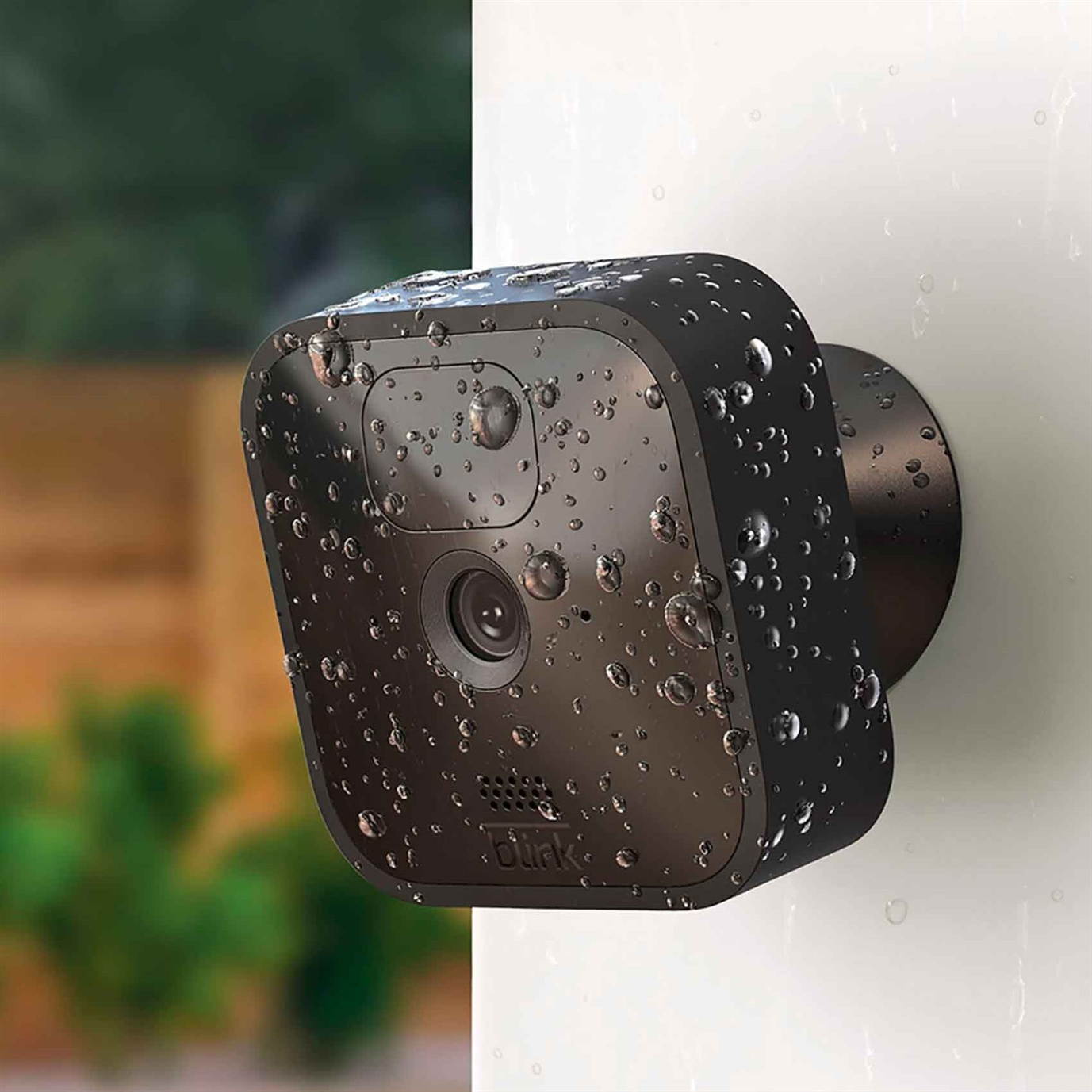 Blink Outdoor 3 Cam Kit Wireless Weather Resistant HD Security Camera with two year Battery Life and Motion Detection - Black