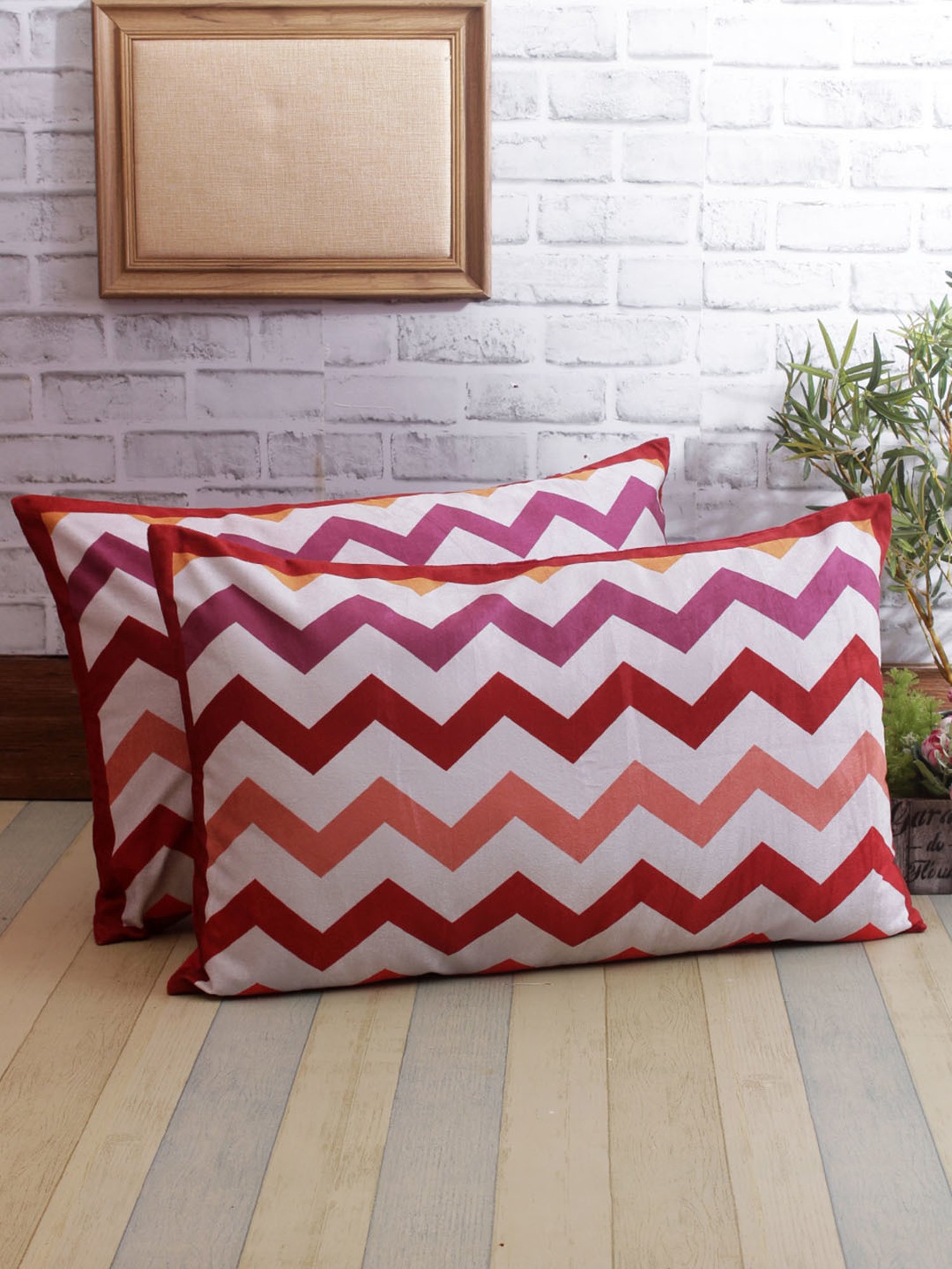 HOSTA HOMES Ultrasonic Abstract Brown 280 TC Polyvelvet Pillow Cover