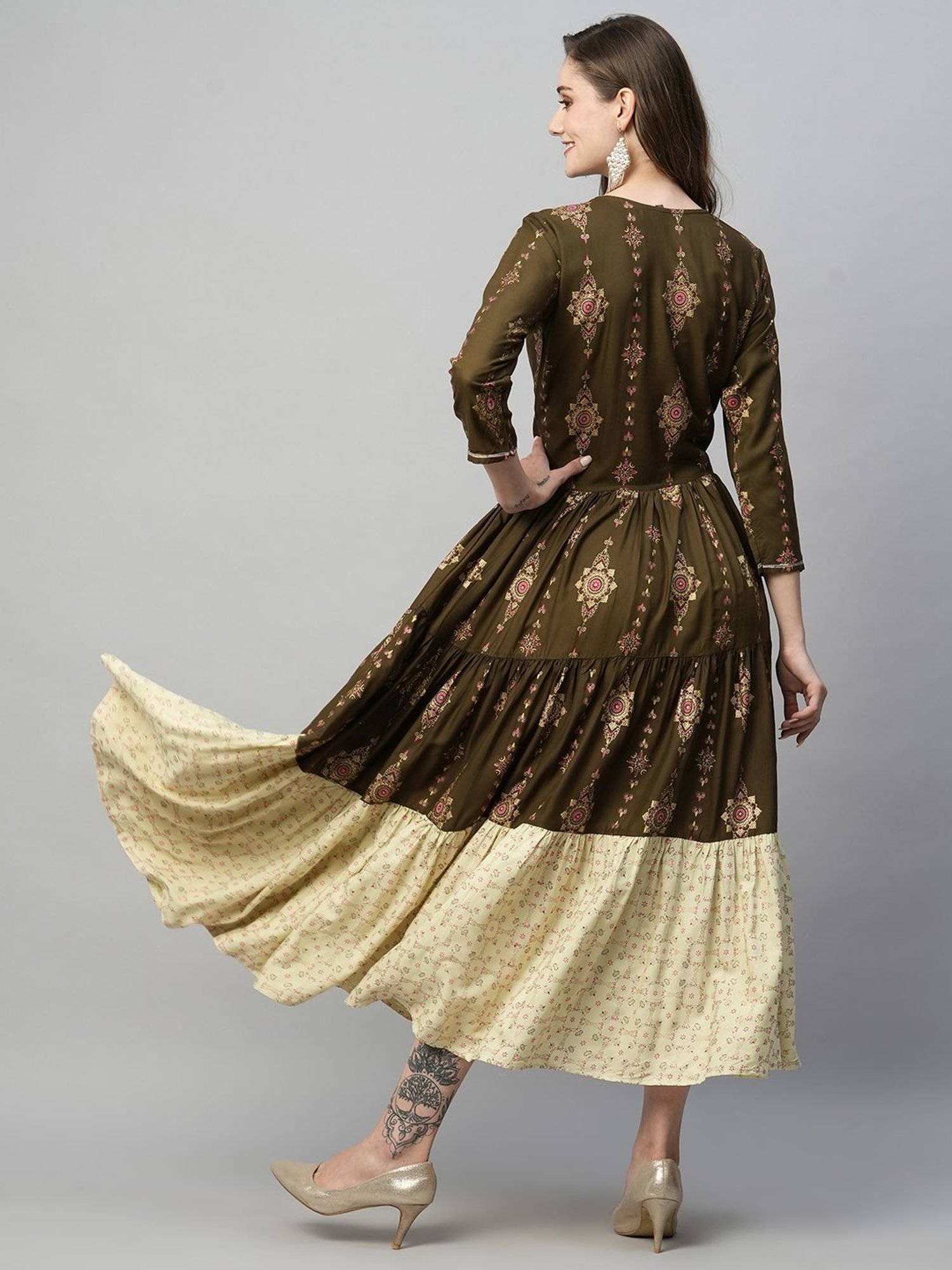 KIANA Green Printed Maxi Dress