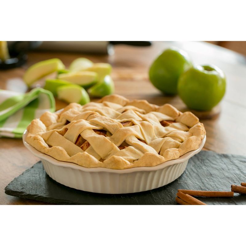 Nordic Ware Natural Aluminum Commercial Hi-Dome Covered Pie Pan