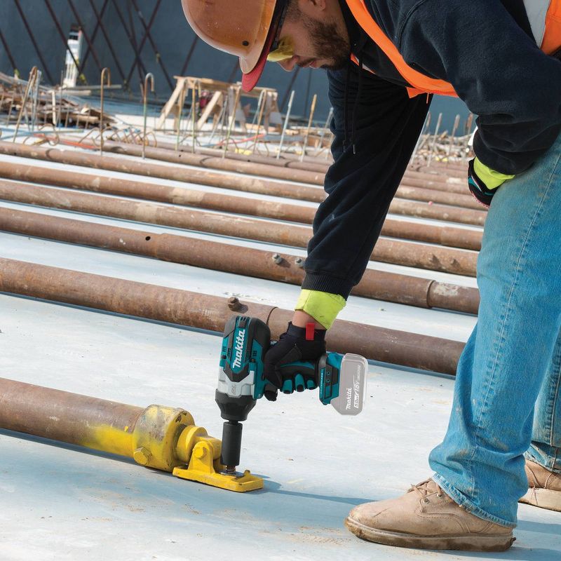 Makita XWT08XVZ 18V LXT Cordless Lithium-Ion Brushless High Torque 1/2 in. Drive Utility Impact Wrench (Tool Only)