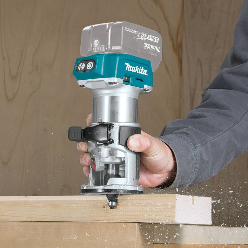 Makita XTR01Z 18V LXT Cordless Lithium-Ion Brushless Compact Router (Tool Only)