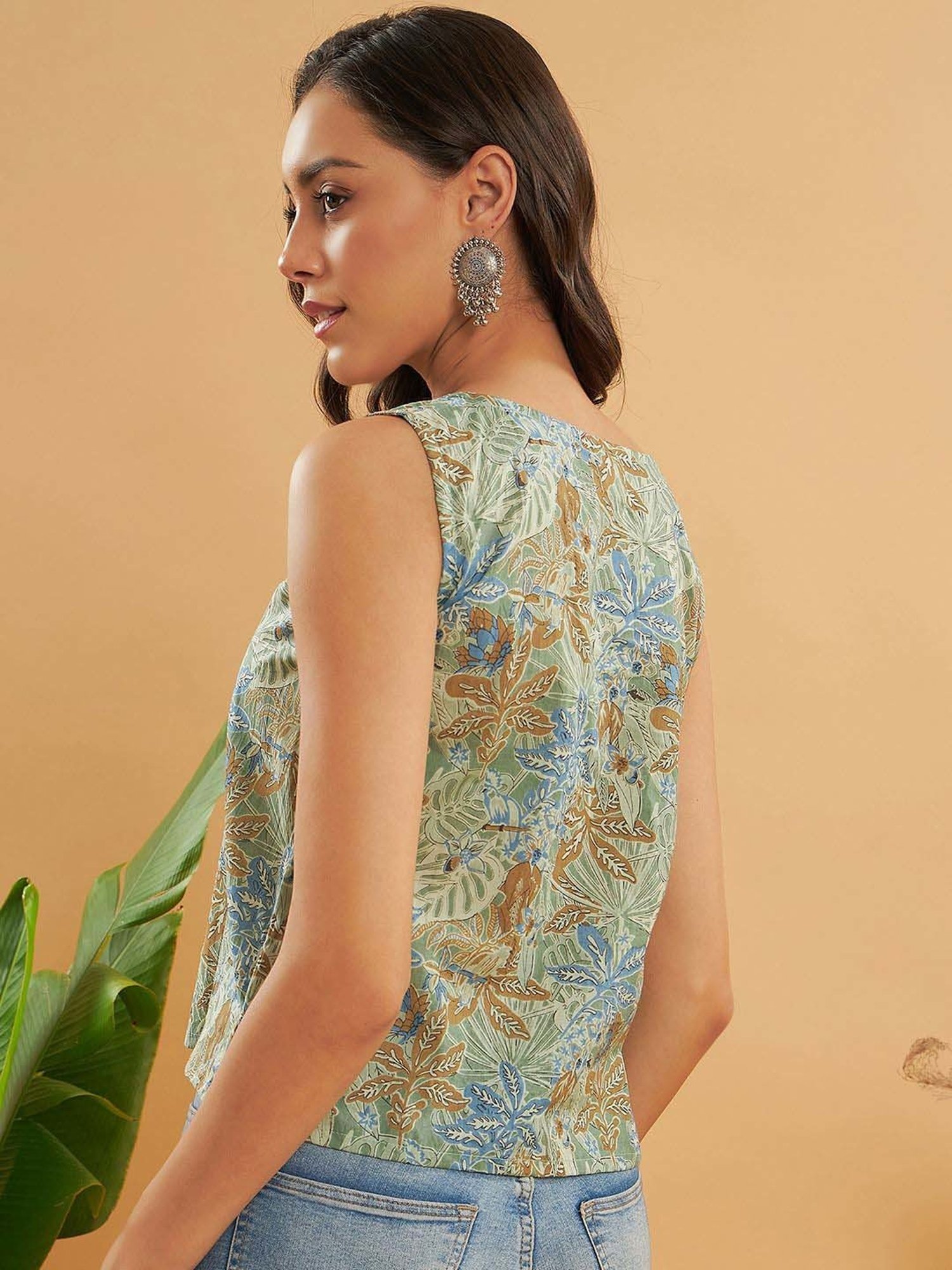 Inweave Pista Green Printed Top