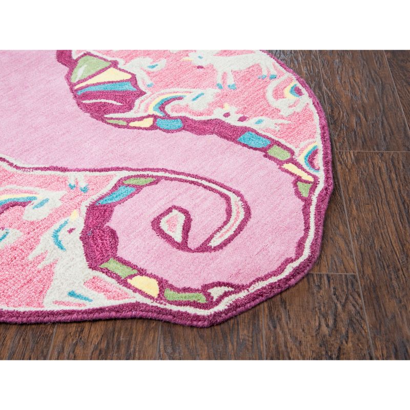 2'6"X3'4" Tufted Seahorses Oval Accent Rug Pink - Rizzy Home