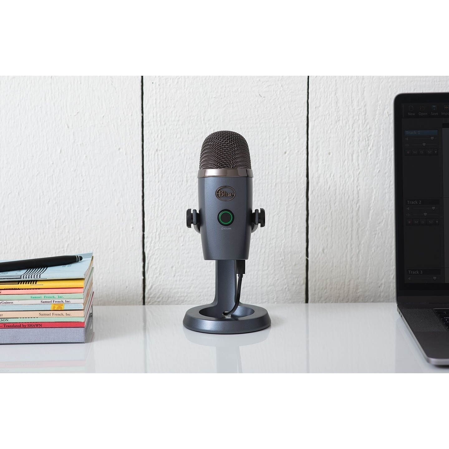 blue yeti nano premium usb mic for recording and streamingblackout 1639