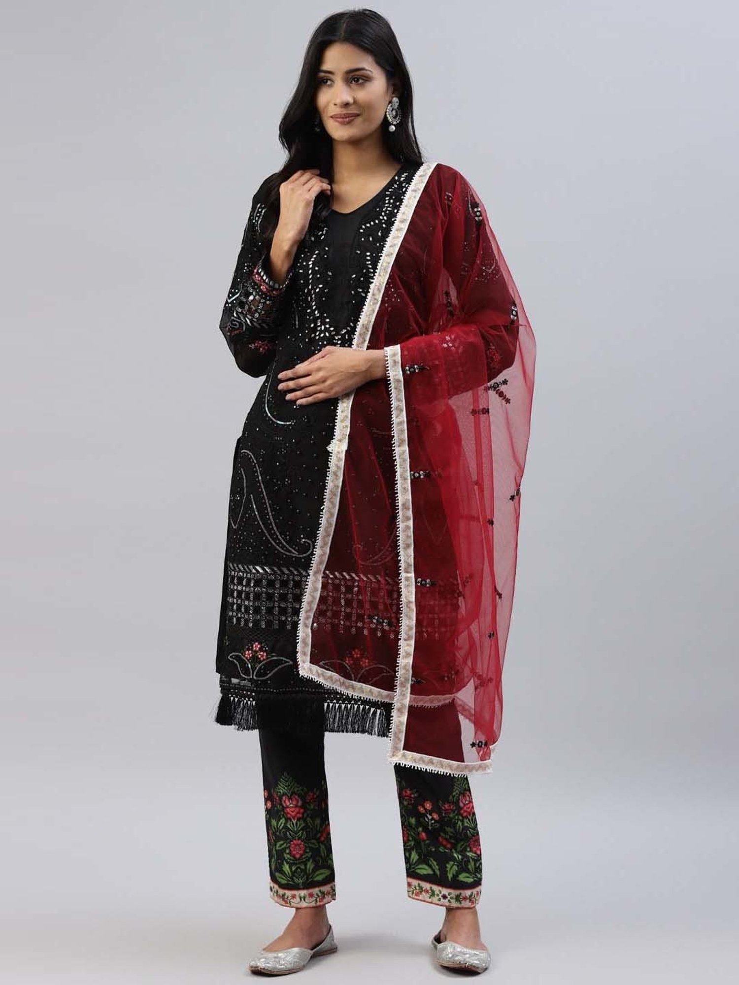 READIPRINT FASHIONS Black Embroidered Unstitched Dress Material