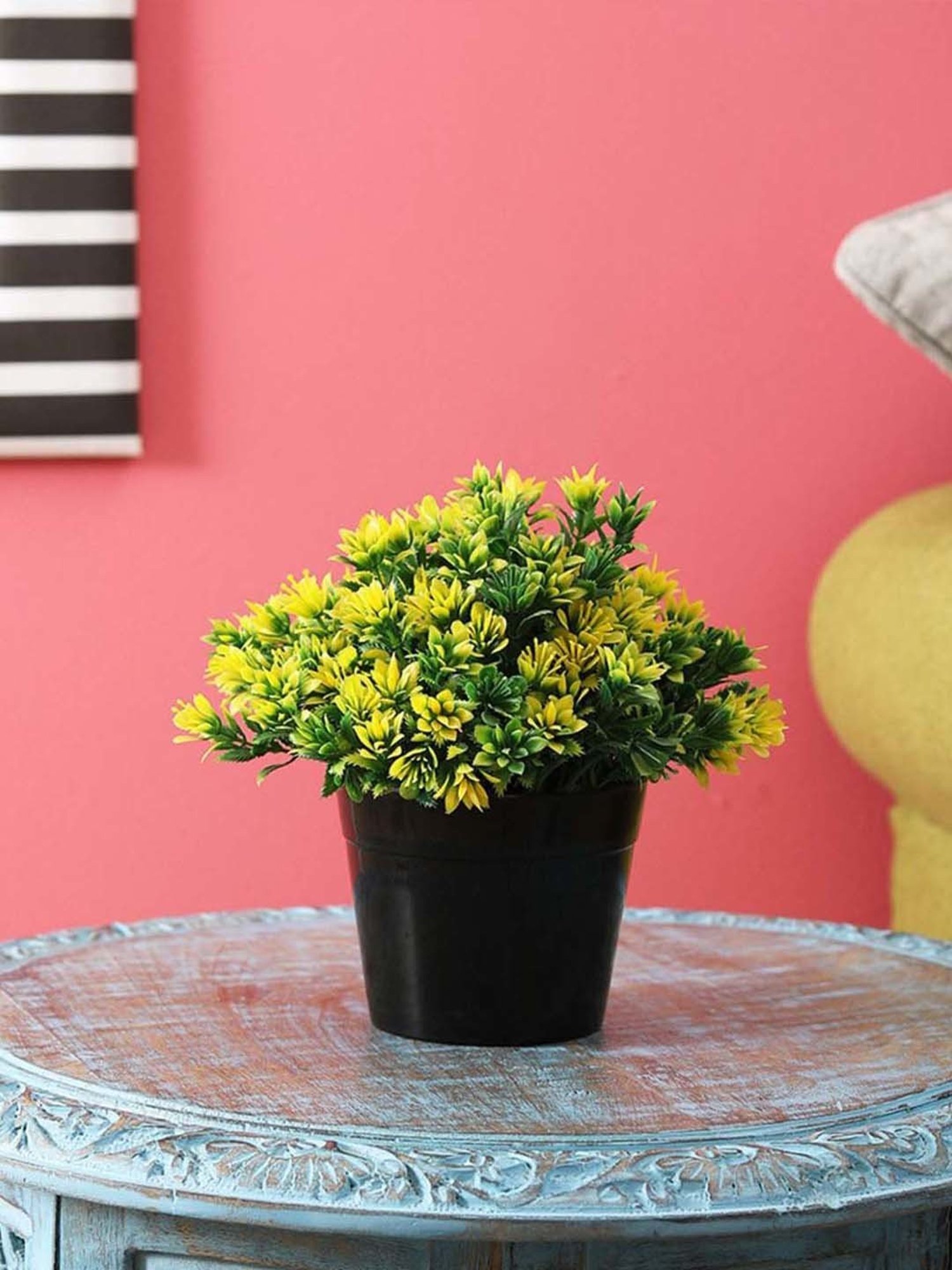 Foliyaj Yellow Plastic Artificial Plant With Cluster Shaped Leaves