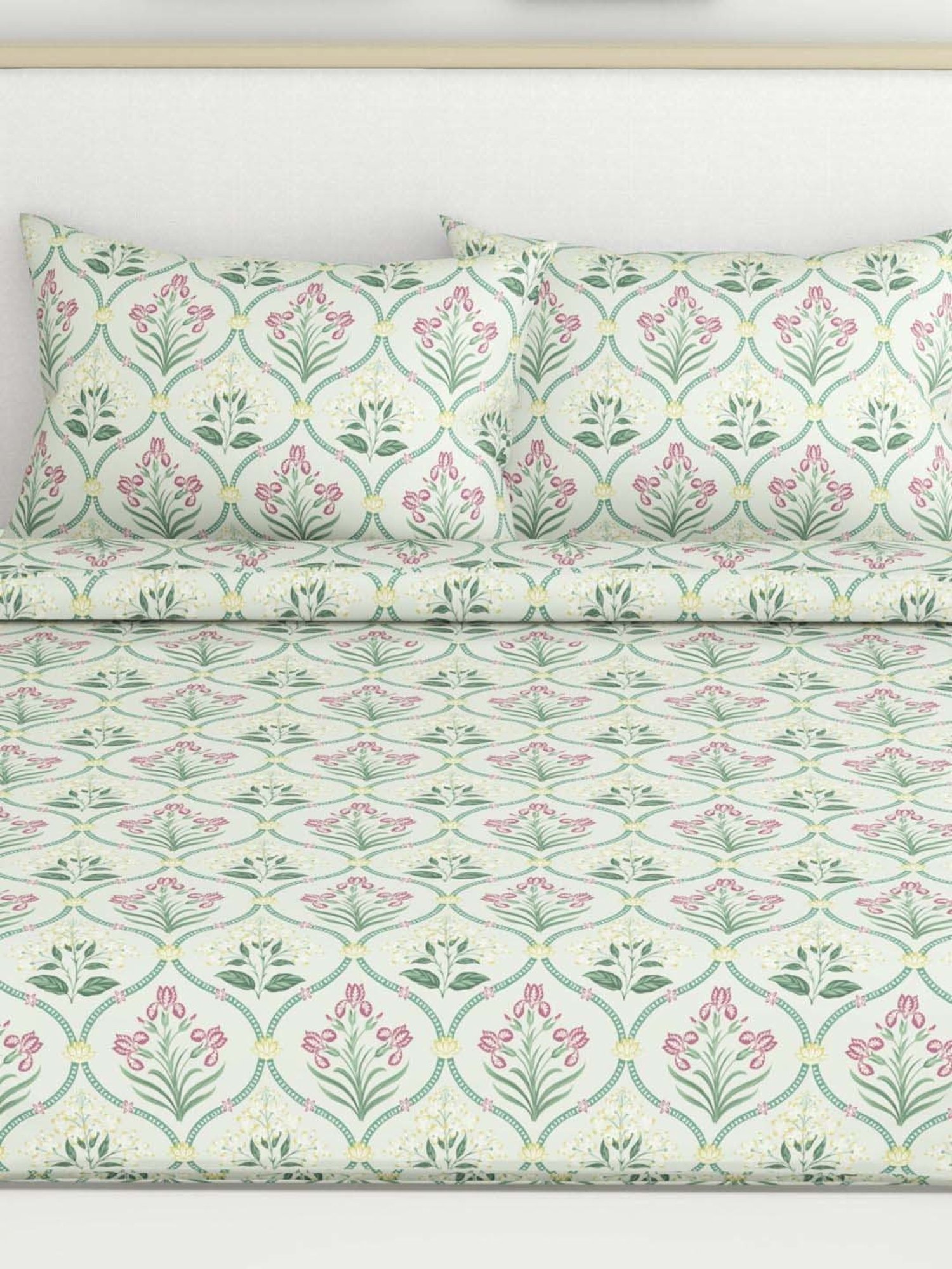 Haus & Kinder Cotton 186 TC Green Blossom Printed Double Bedsheet with 2 Pillow Covers