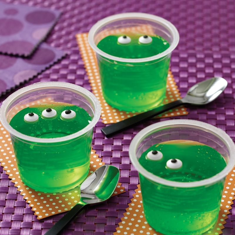 Wilton Gold, Silver and White Sugars - 3oz