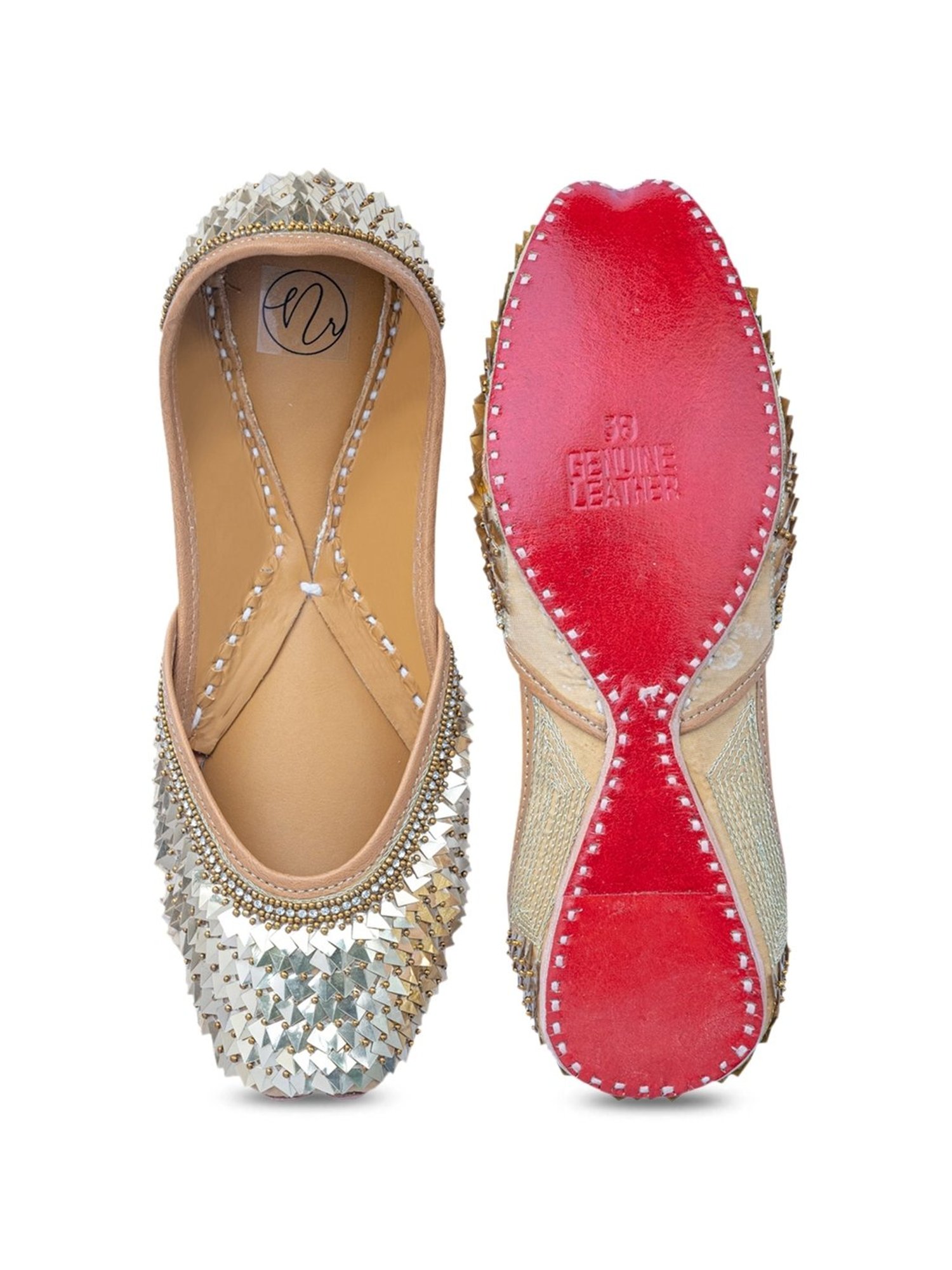 NR by Nidhi Rathi Women's Silver Ethnic Juttis