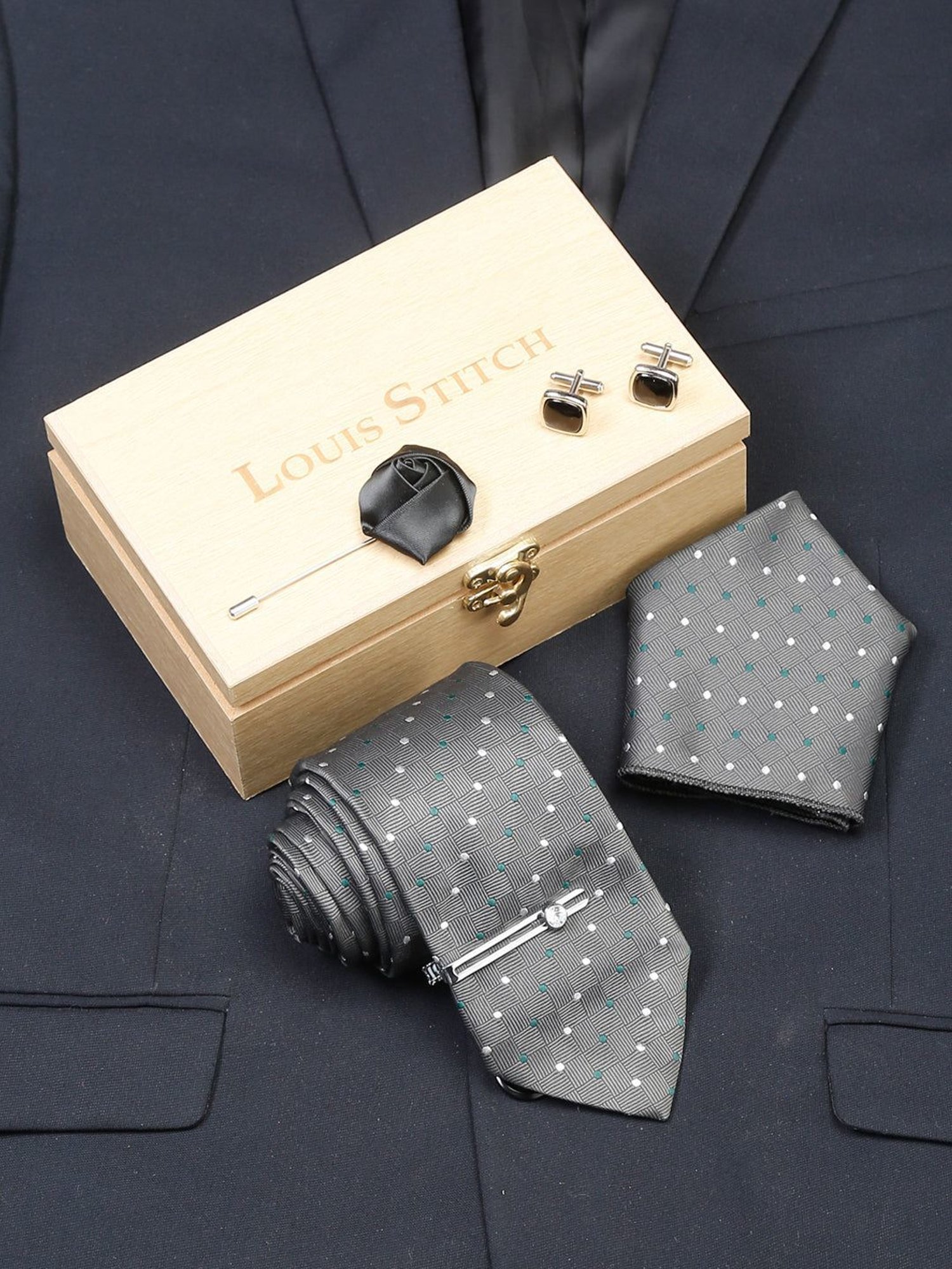 Louis Stitch Grey Textured Necktie Gift Set - Set of 5