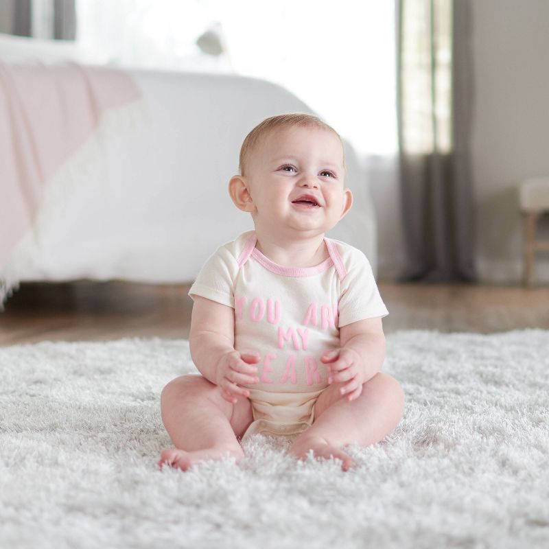 Lamaze Baby Girls' Organic 4pc Bodysuit Gift Set - Pink Newborn