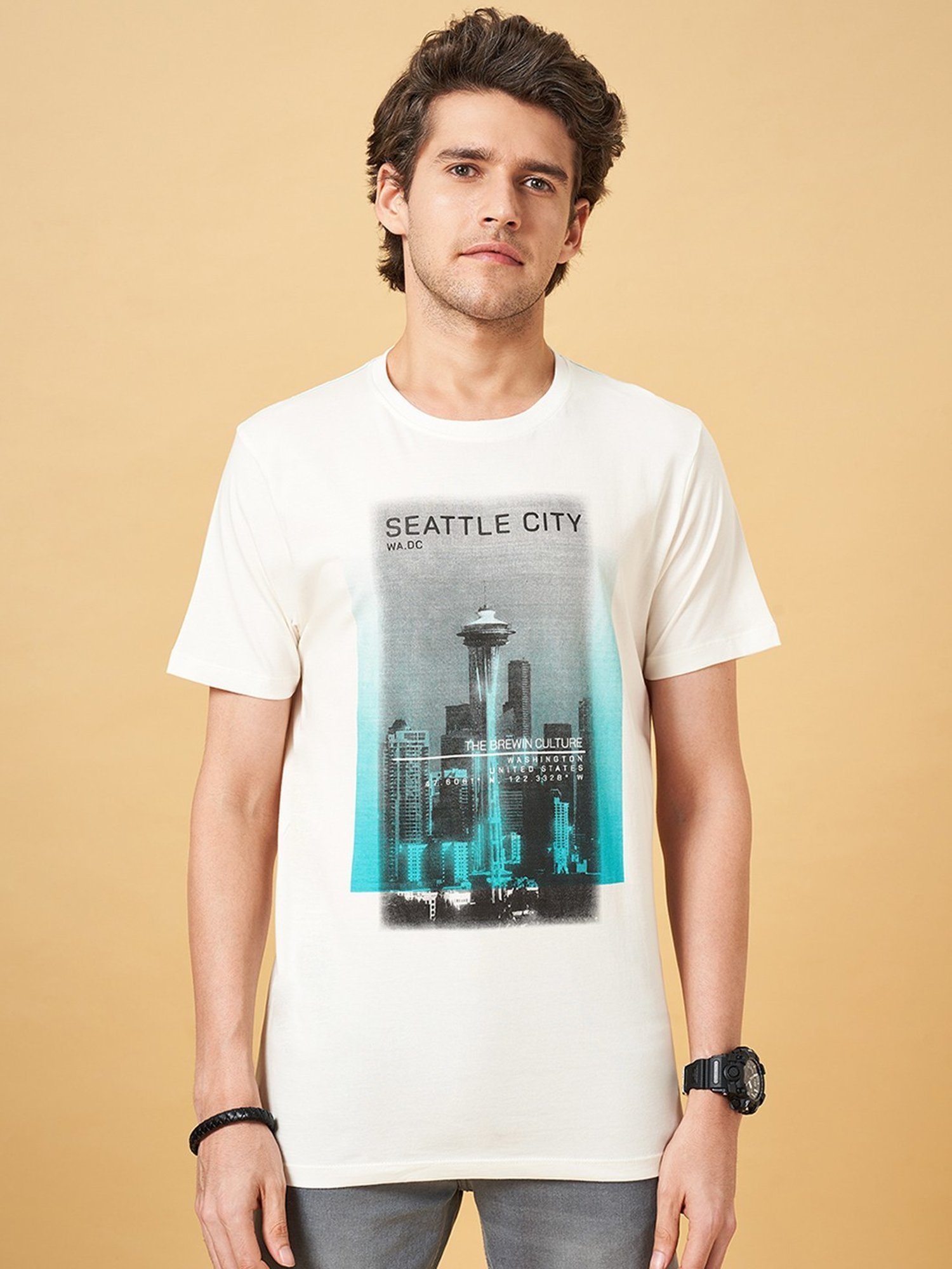 Sf Jeans By Pantaloons Off White Slim Fit Printed T-Shirt