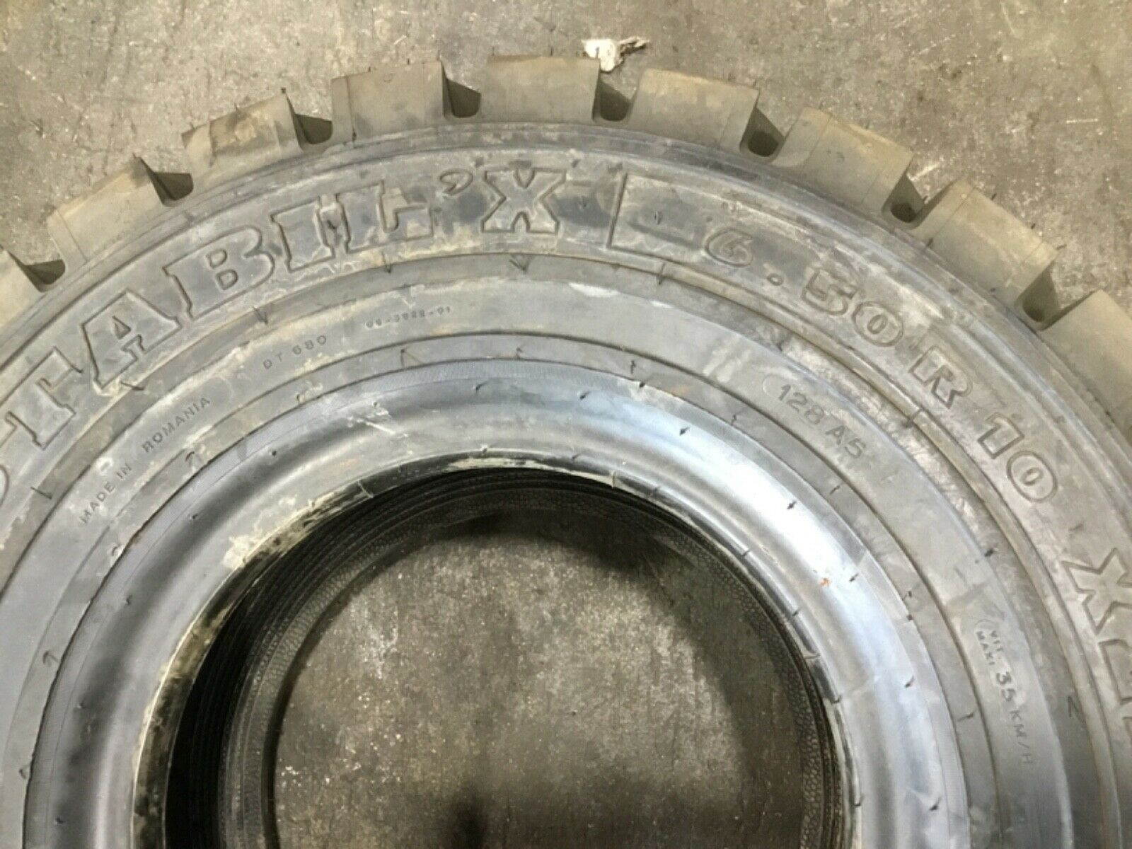 Michelin Stabil'x Xzm Radial Forklift Tire  6.50R-10 / 6.50-10 Tire #T135E 10PR6