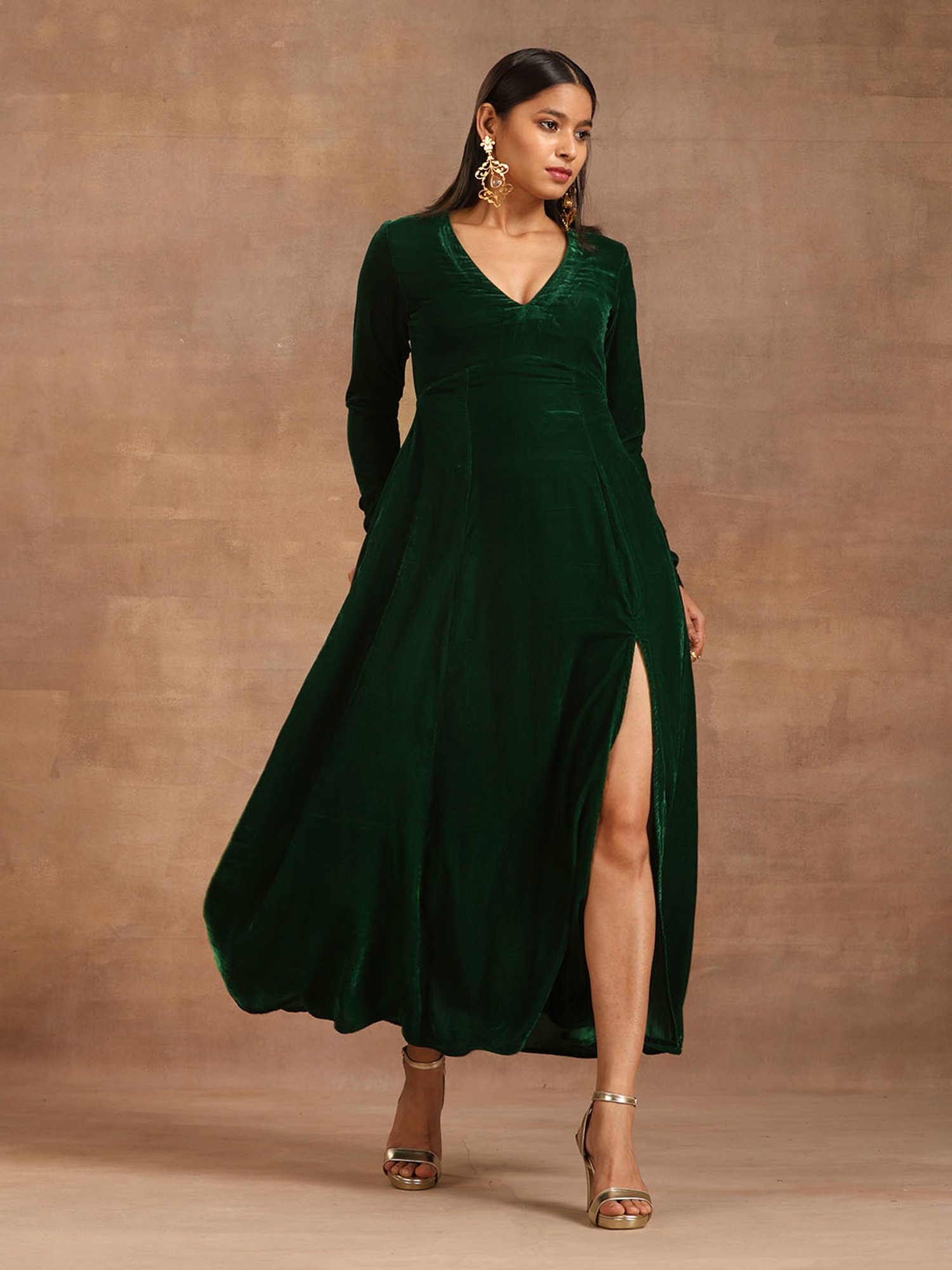 true Browns Green Velvet Ethnic Dress