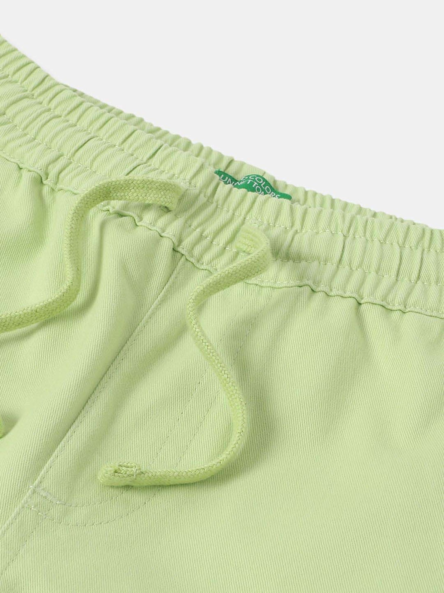 United Colors of Benetton Kids Green Cotton Regular Fit Short