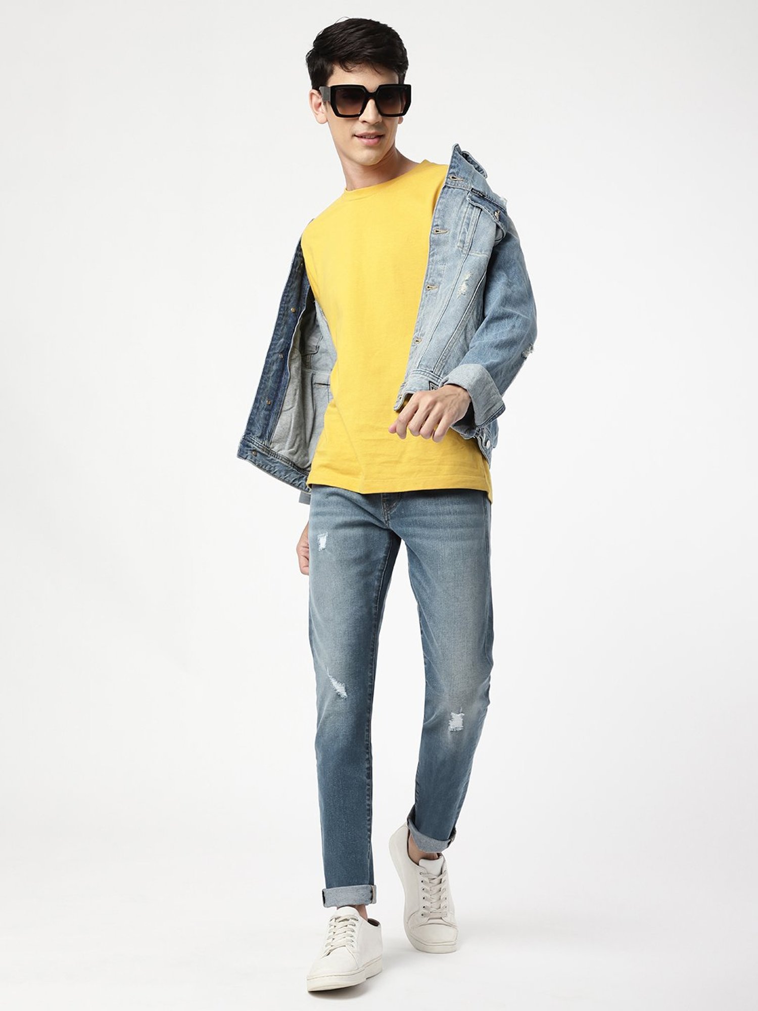 Passion Blue Slim Fit Lightly Washed Distressed Jeans