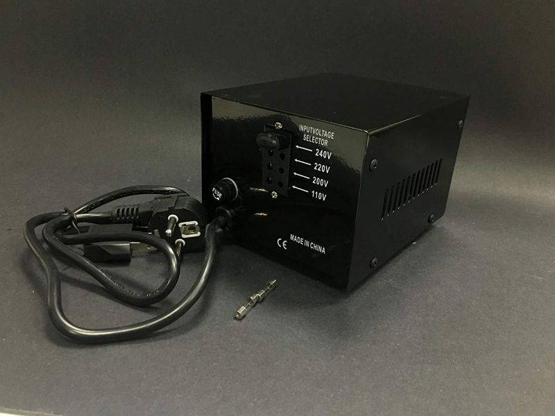 NORSTAR ST-500 Step UP and Step Down Transformer and Voltage Converter, 500 WATT, Fuse Protection and Two FUSEINCLUDED,110/220 Volt Volt