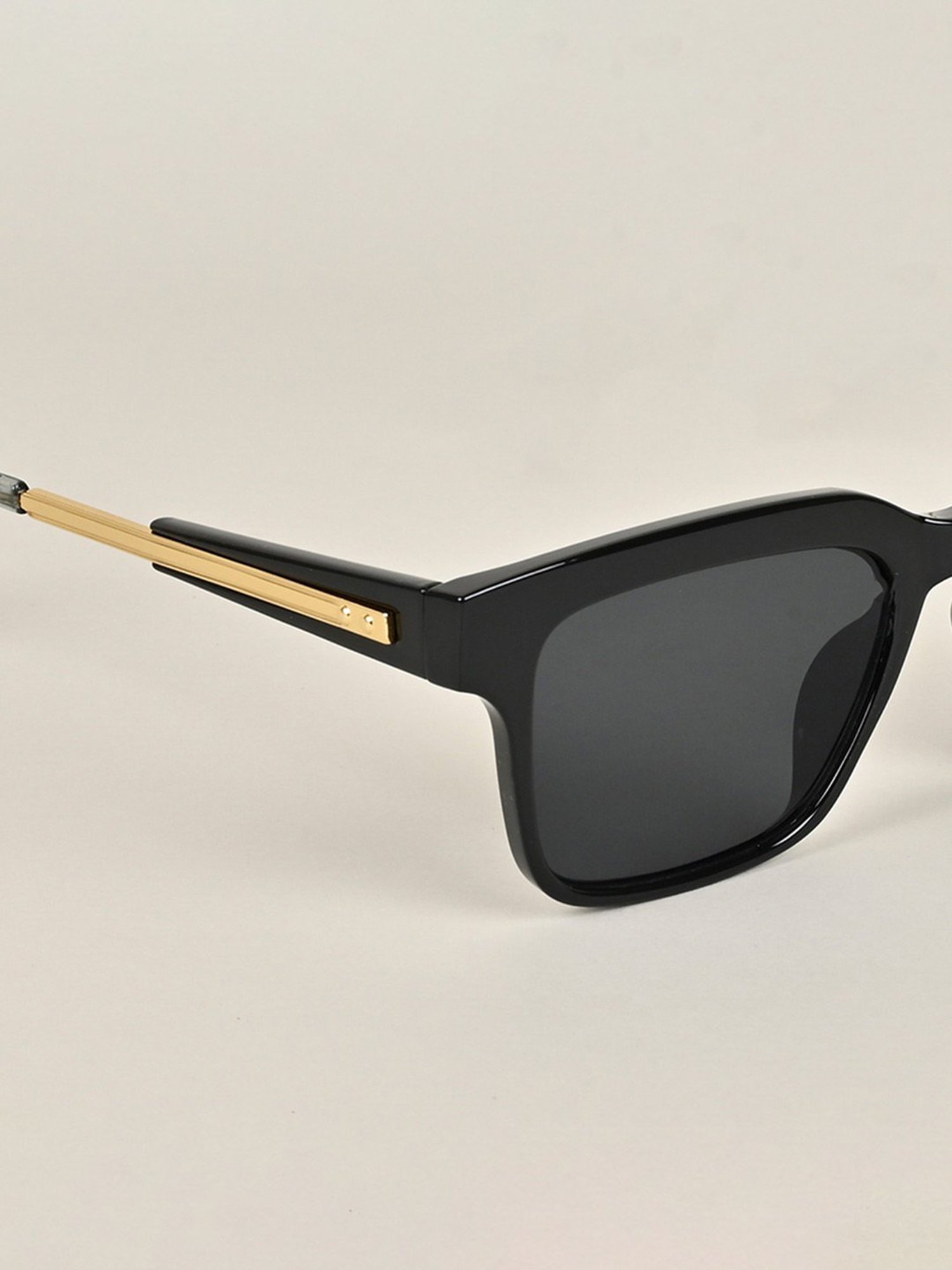 Voyage Black Square UV Protection Unisex Sunglasses