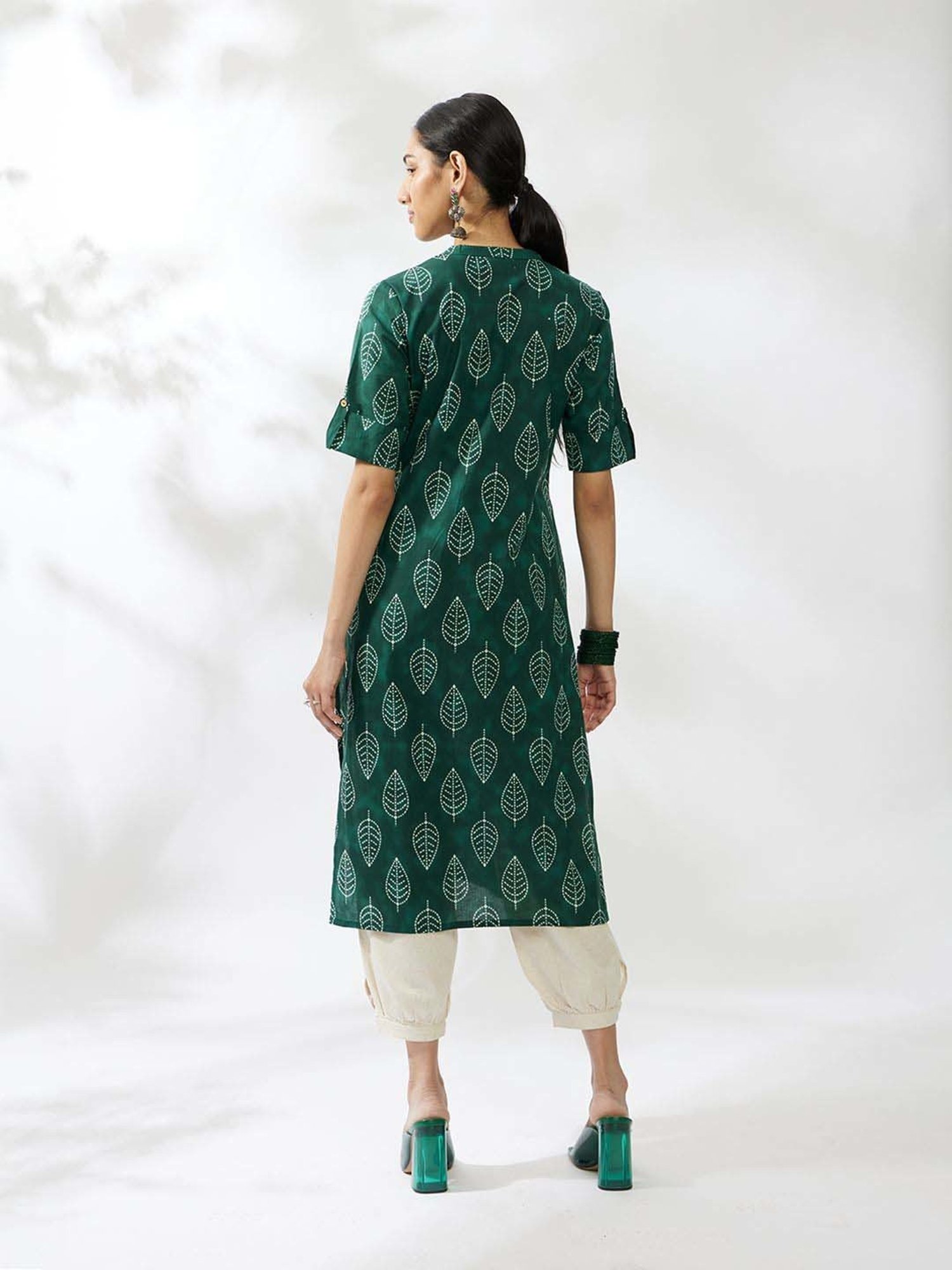 Daali Green Printed Straight Kurta