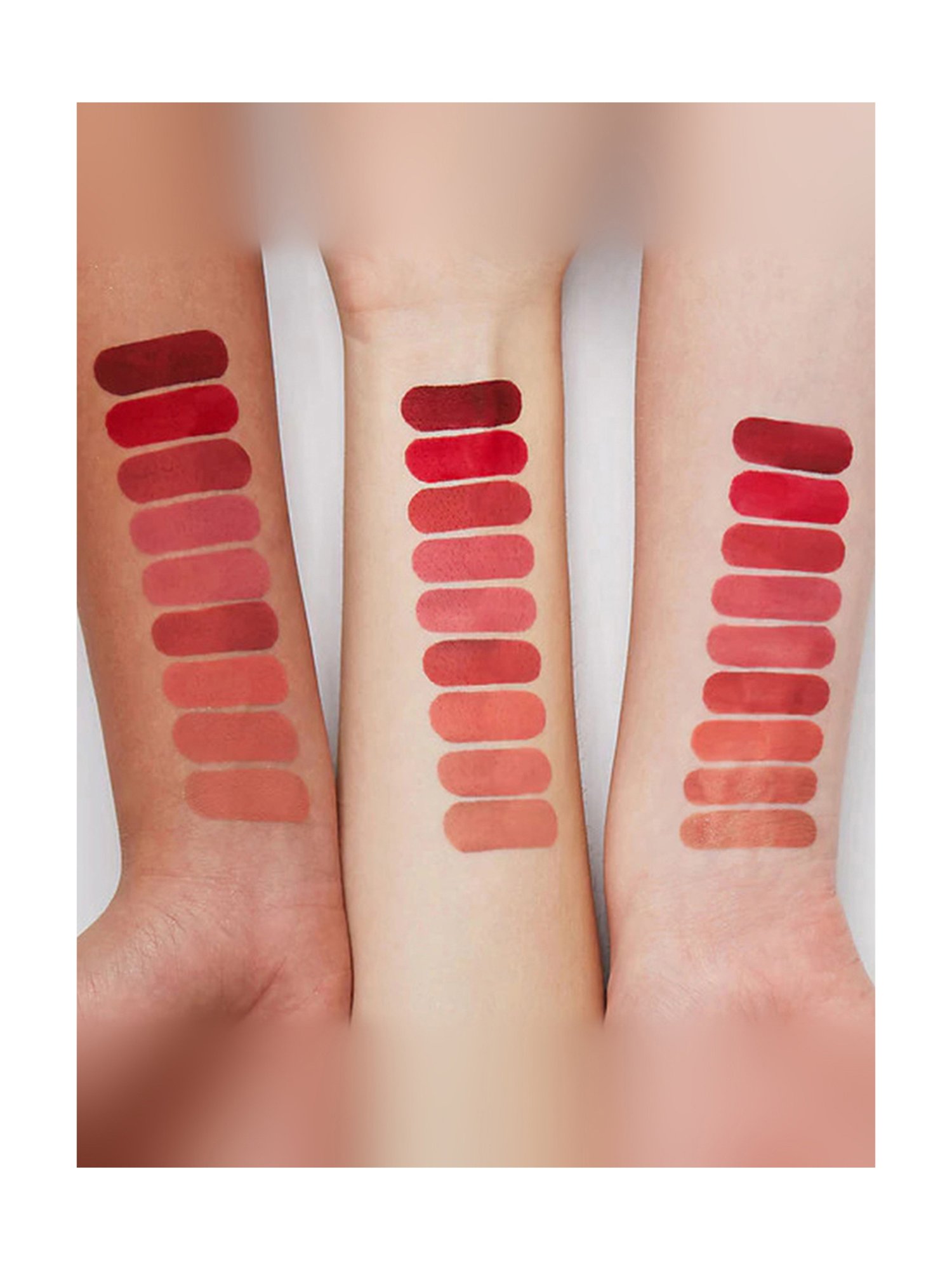 Essence Stay 8H Matte Liquid Lipstick 03 Down To Earth - 3 ml