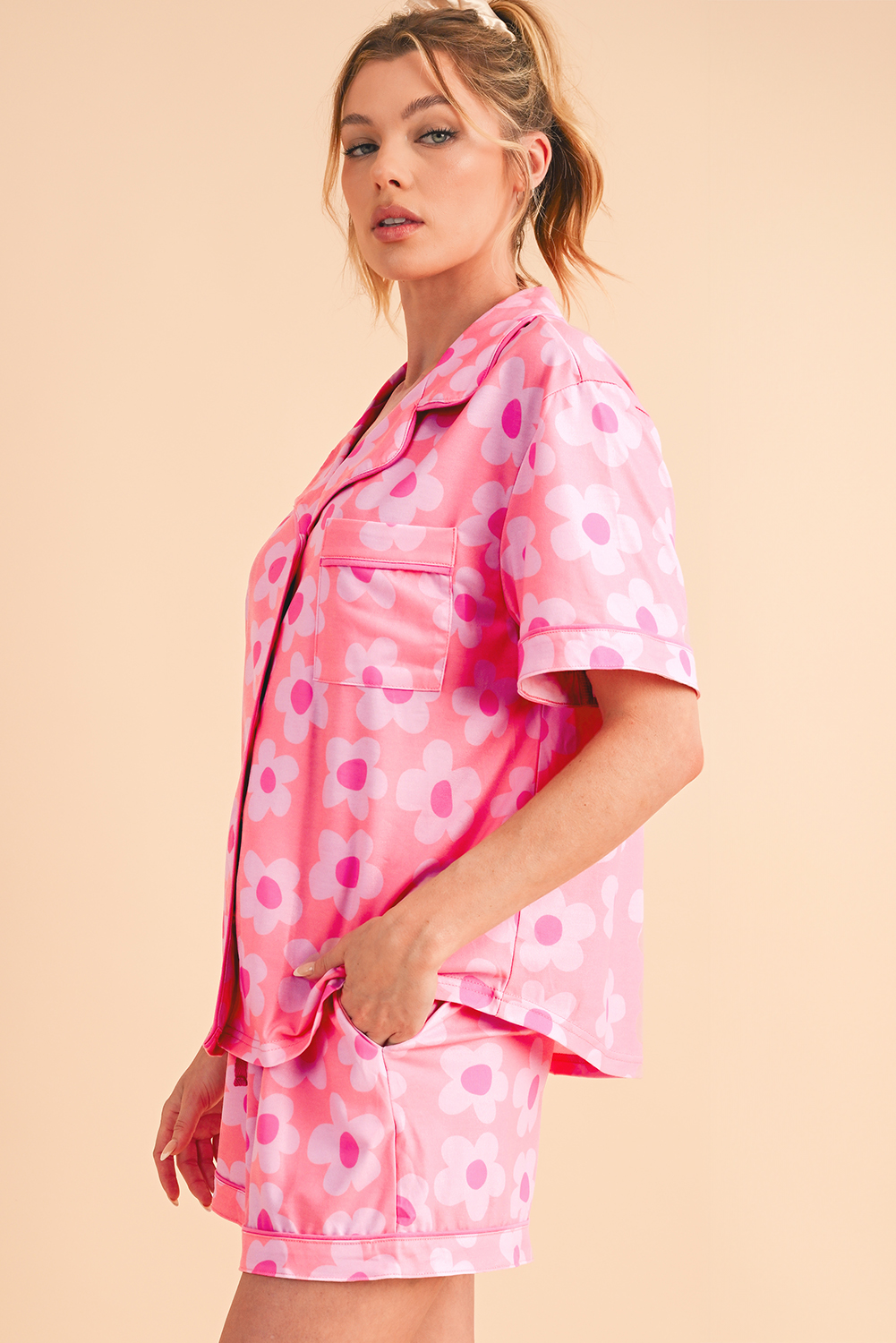 Pink 60s Flower Print Buttoned Shirt and Drawstring Waist Pajama Set