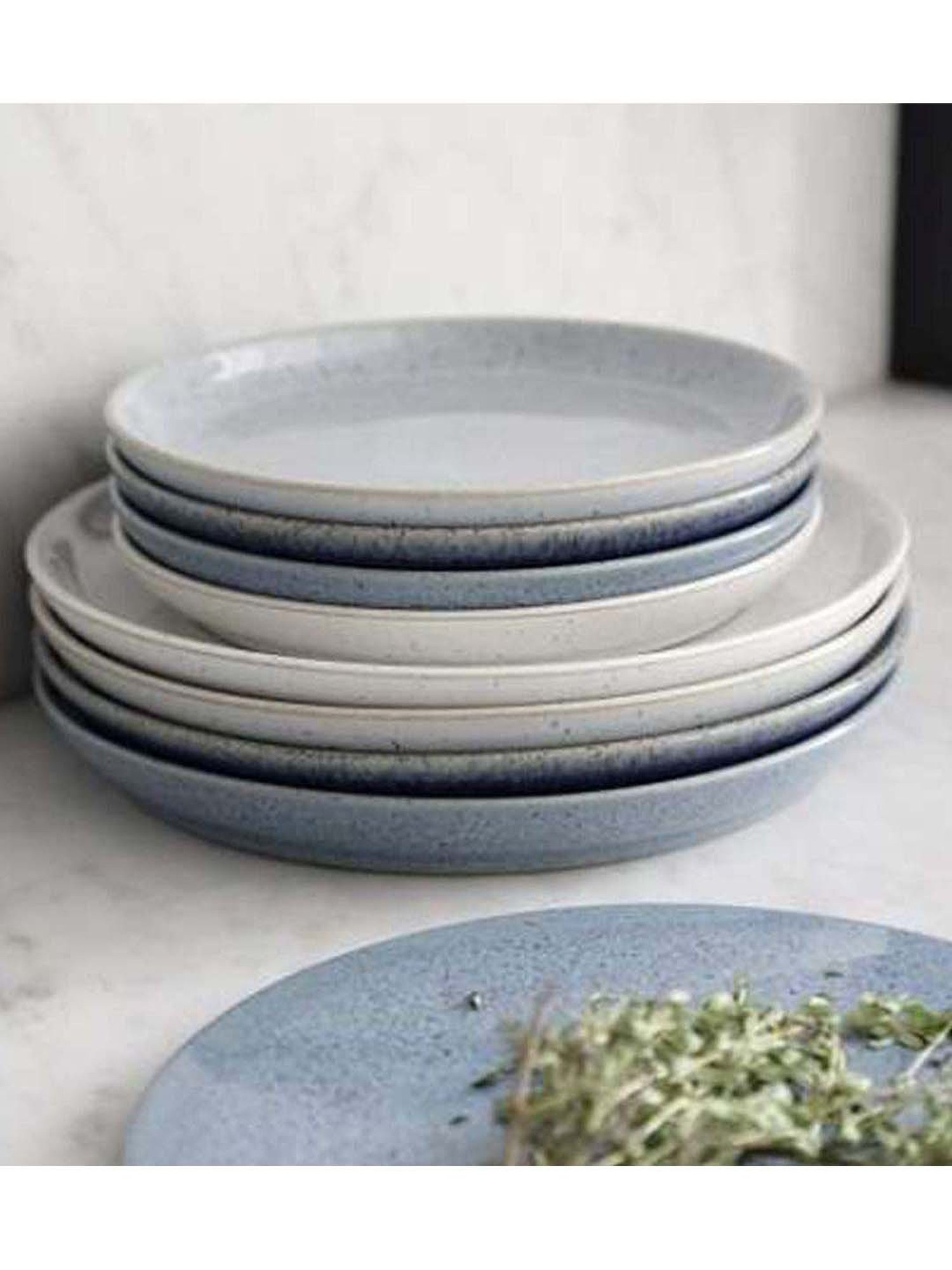 DENBY Studio Blue Stoneware Pebble Medium Coupe Plate (21 cm) - Set of 1