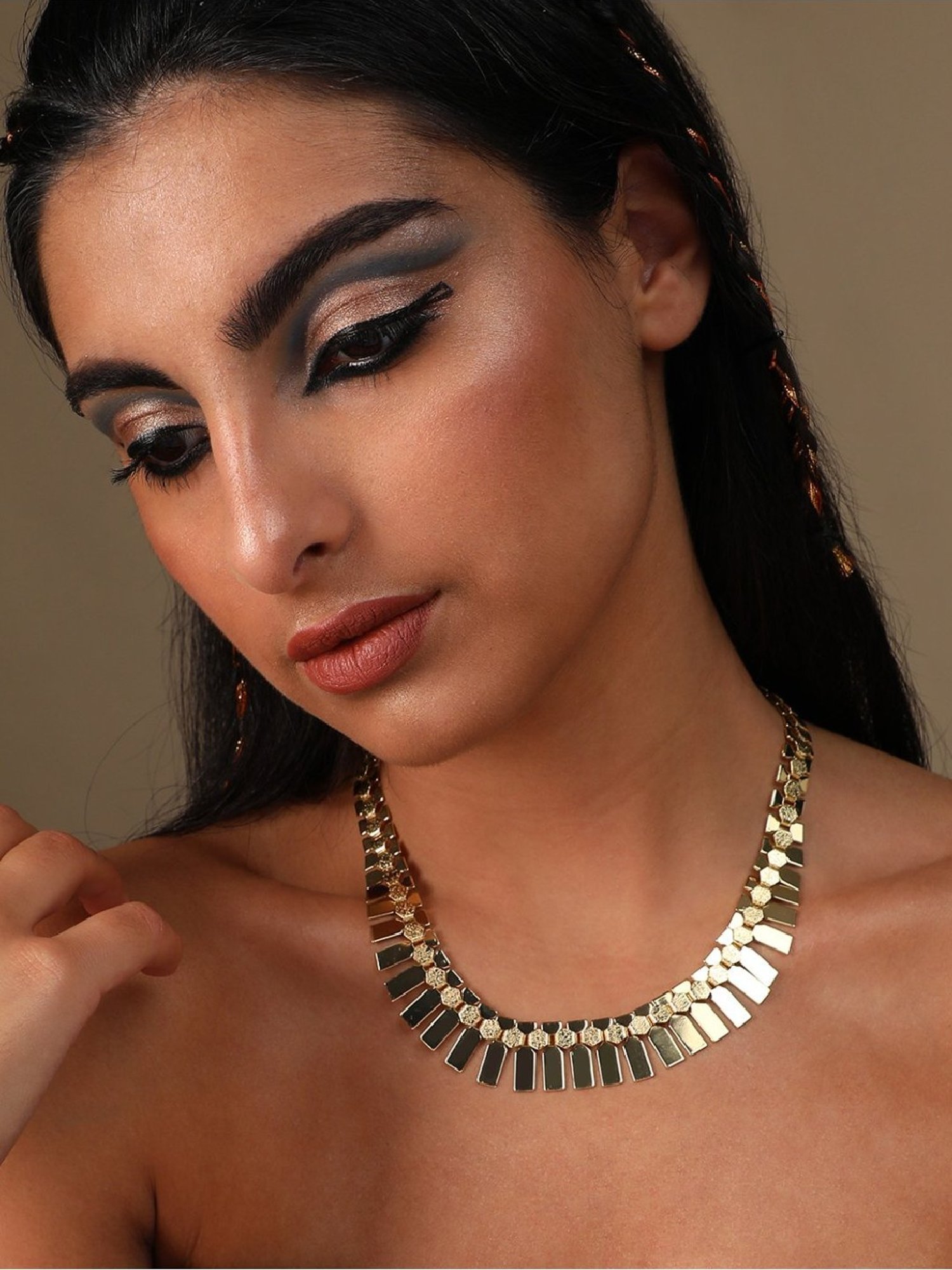 Sohi gold plated designer casual necklace for women