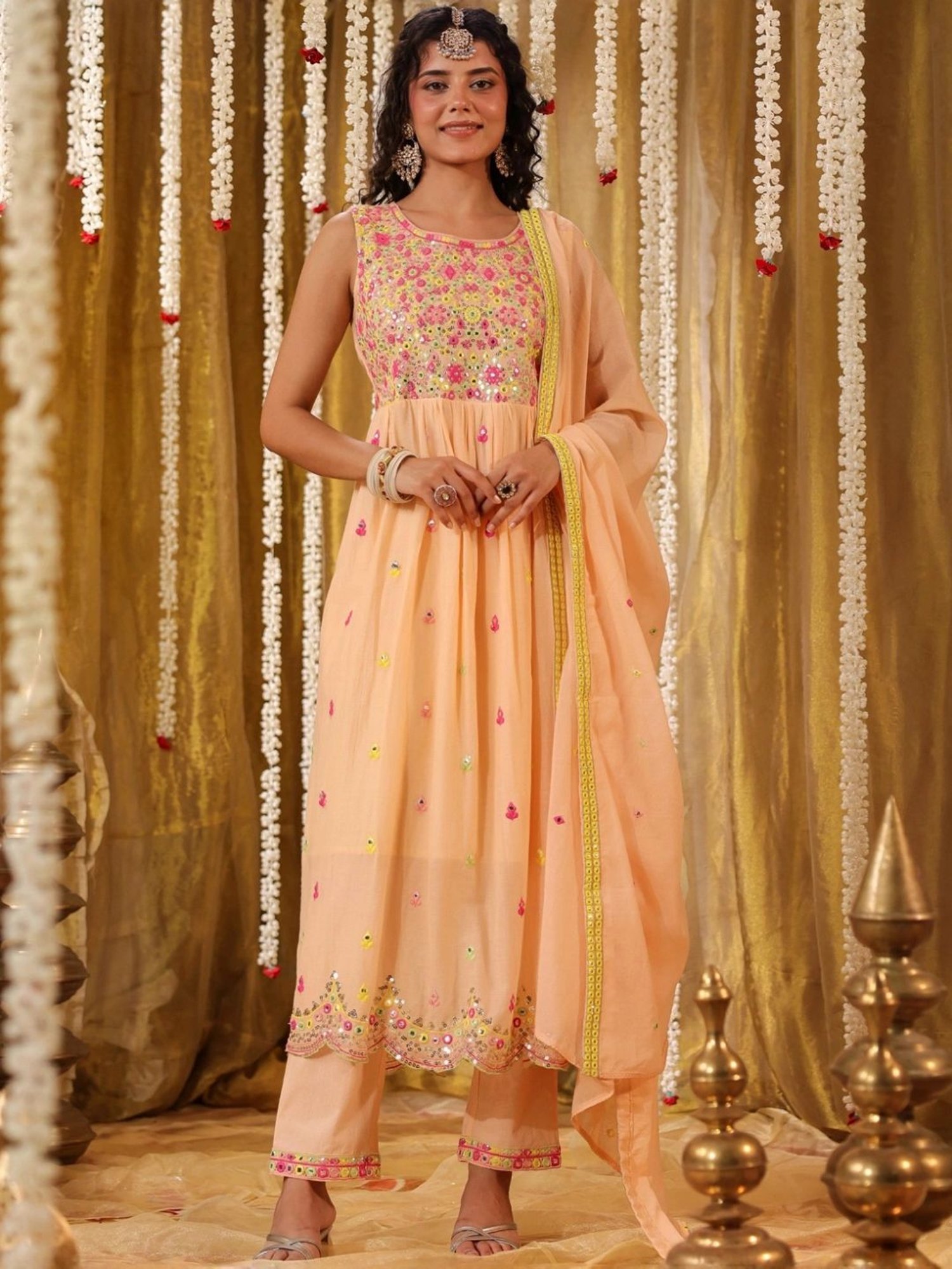 SCAKHI Peach Mulmul Mirror And Sequin Embroidered Sleeveless Gathered Kurta with Pant And Dupatta