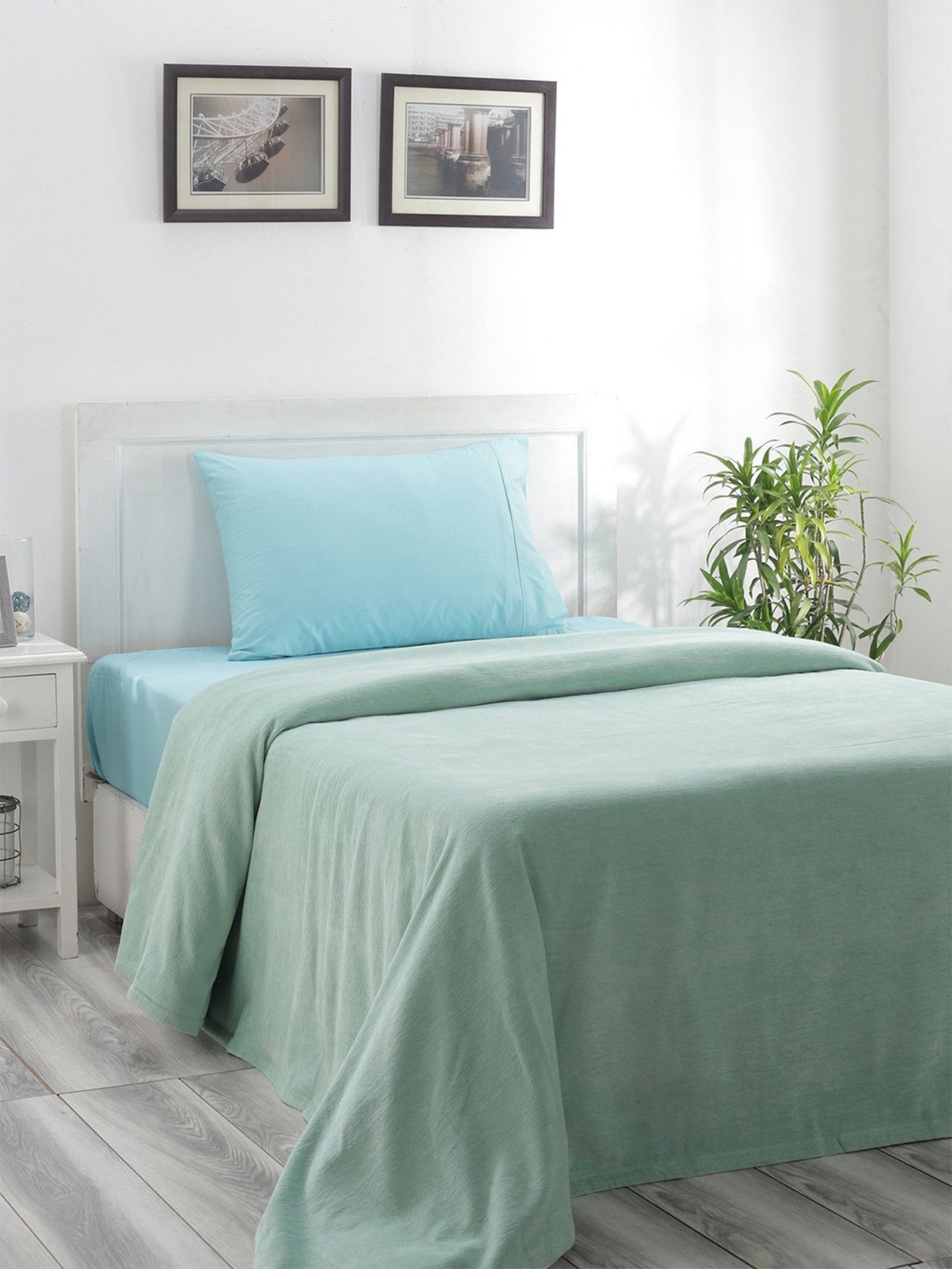 Maspar Colorart Jessica Solid Green 110 TC Cotton Single Bed Cover