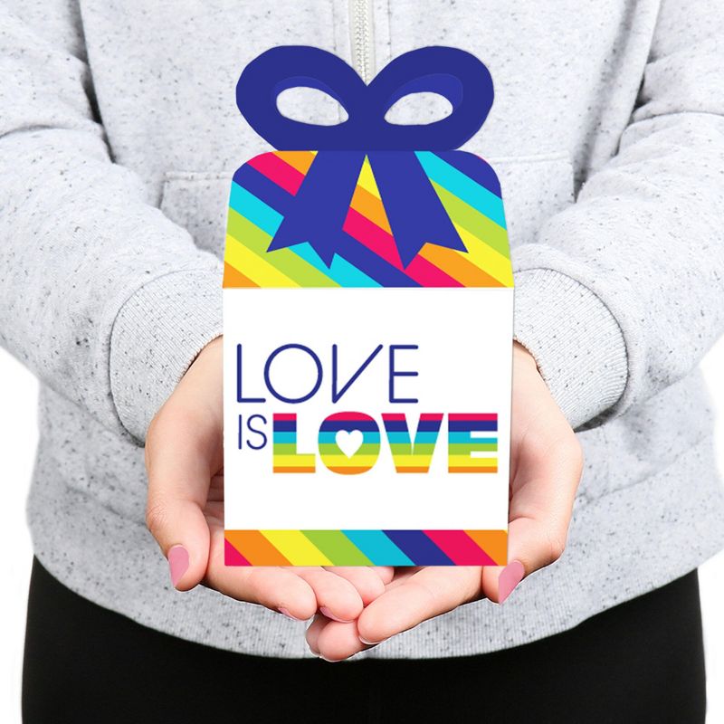Big Dot of Happiness Love is Love - Gay Pride - Square Favor Gift Boxes - LGBTQ Rainbow Party Bow Boxes - Set of 12